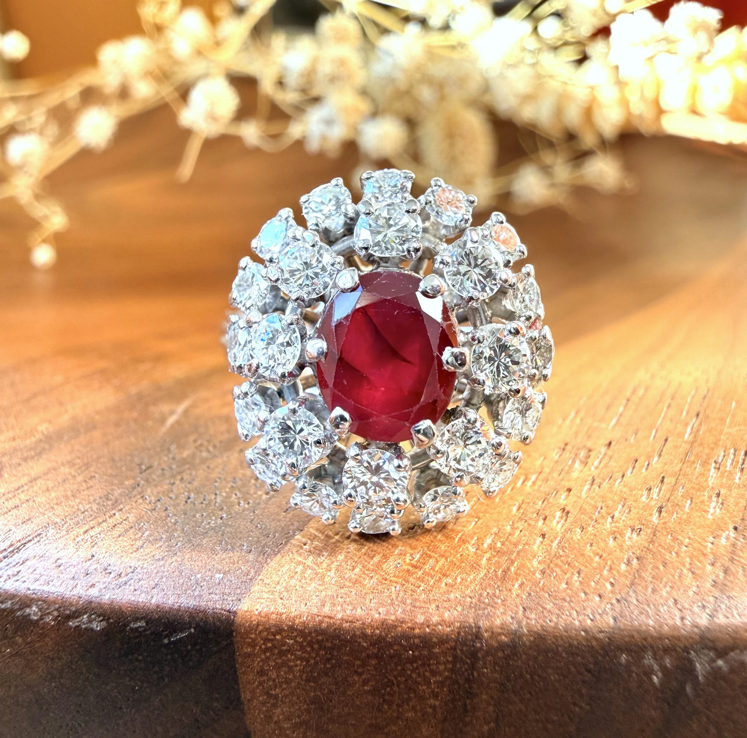 ADR2991-la-princesse-bague-or-blanc-rubis-diamants-ruby-ring-fiancailles-mariage-princesa4.jpeg