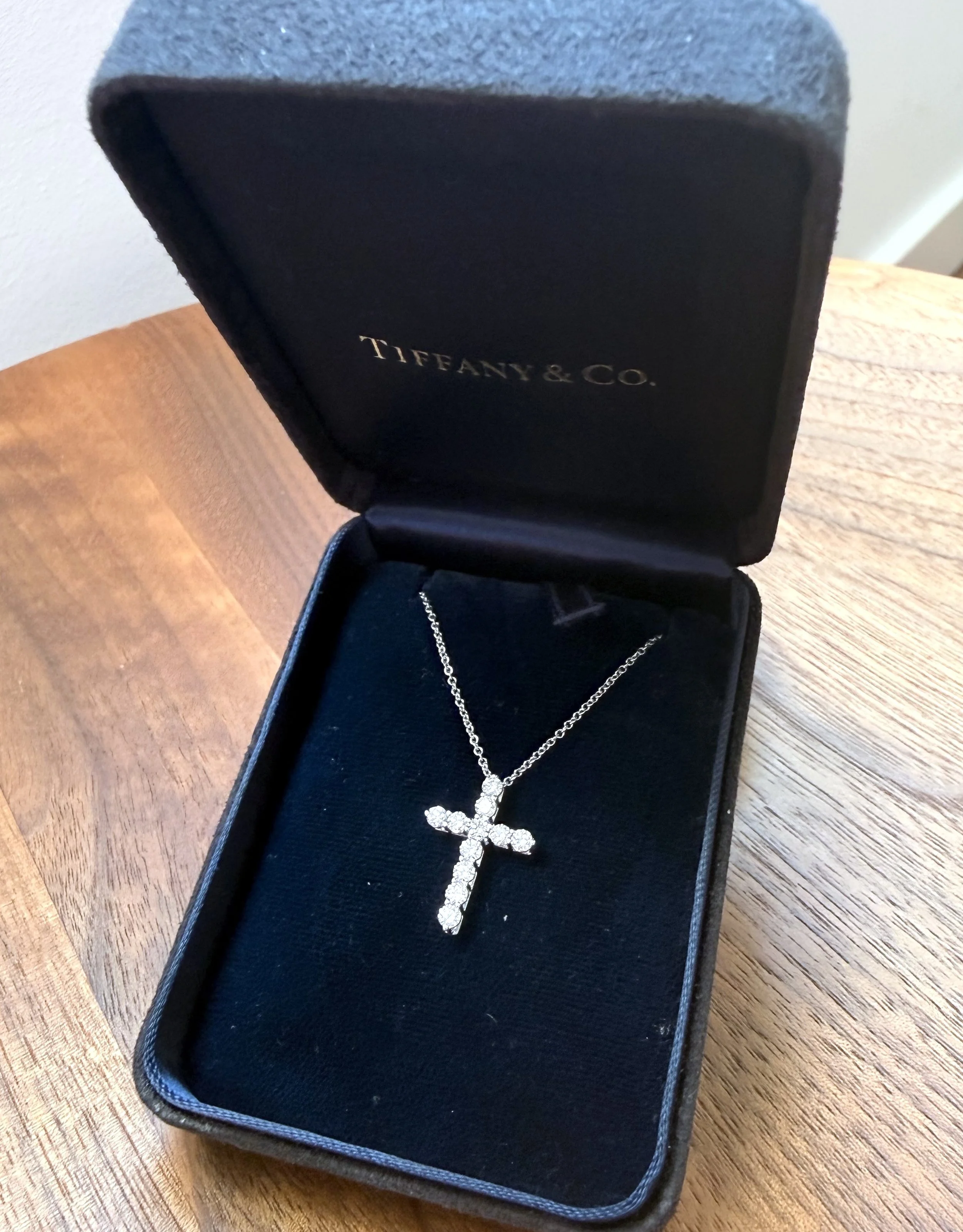 ADR3183-TCO-tiffany-co-platinum-diamond-cross-croix-diamants-platine-rare-secondhand-moderne-religion15.jpeg