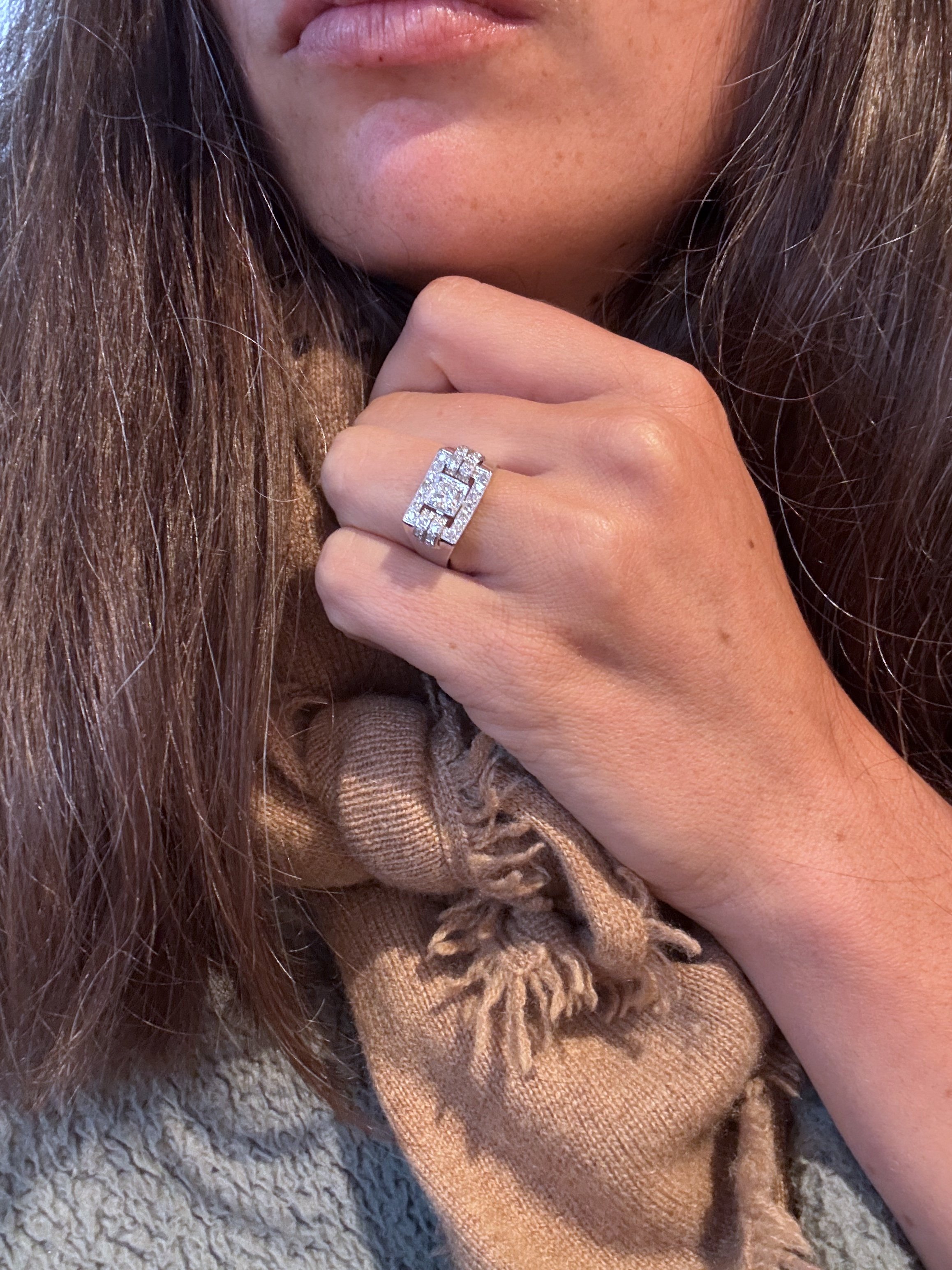 ADR2832-zita-bague-platine-tank-diamants.jpg