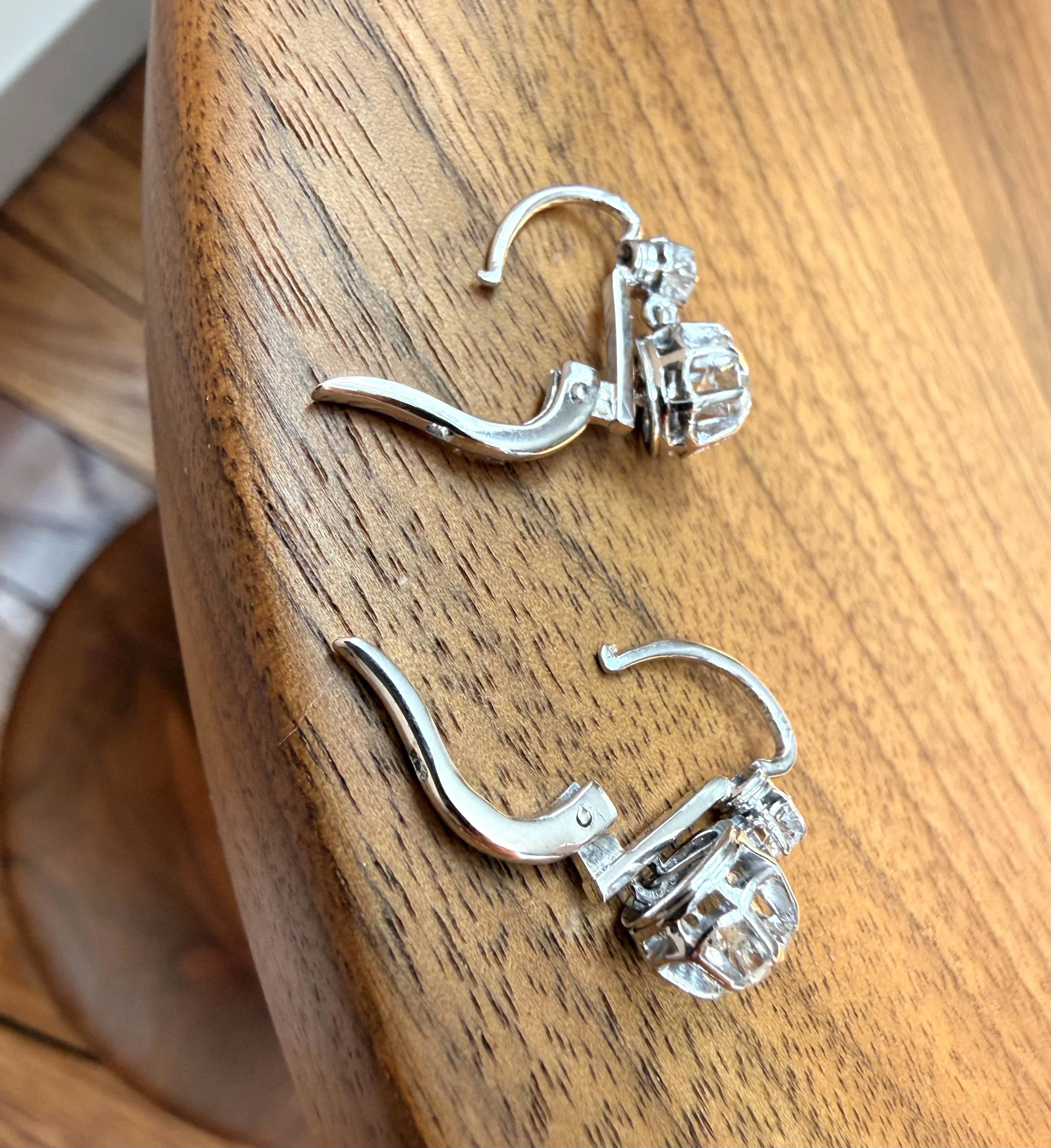 ADR3111-dormeuses-anciennes-diamants-earrings-boucles-doreilles-diamonds7.jpeg