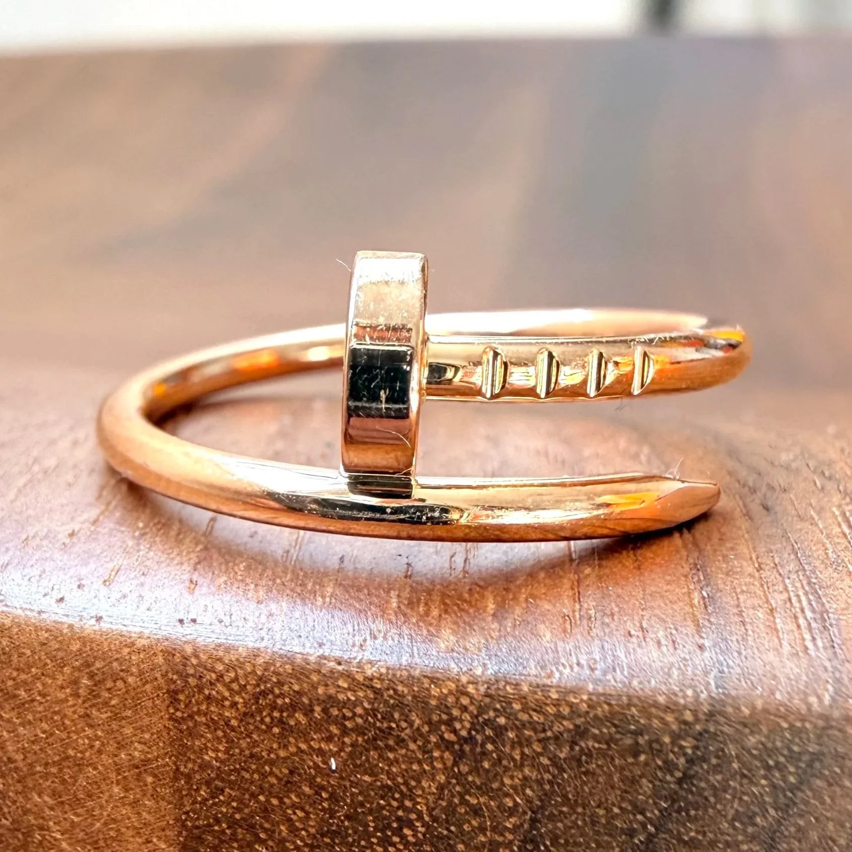 Cartier, Bague "juste un Clou" en or rose T54