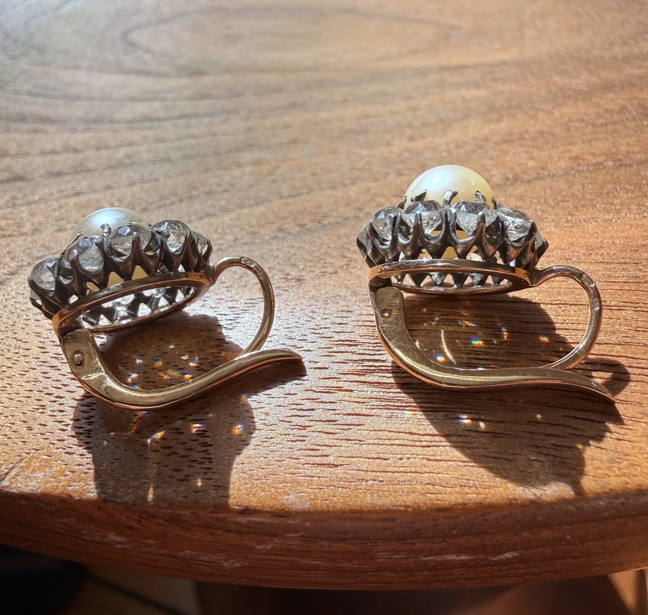 ADR3049-dormeuses-boucles-doreilles-perles-or-jaune2.jpeg
