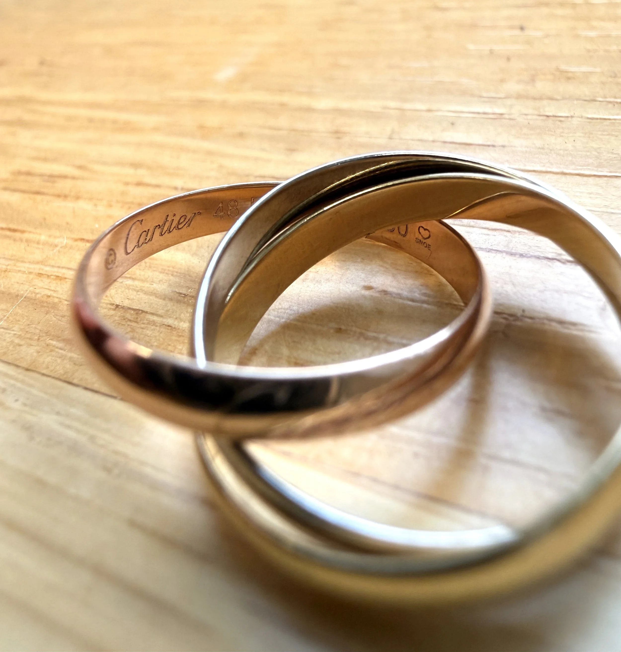 ADR3001-trinity-cartier-paris-trois-ors-cartierring1.jpeg