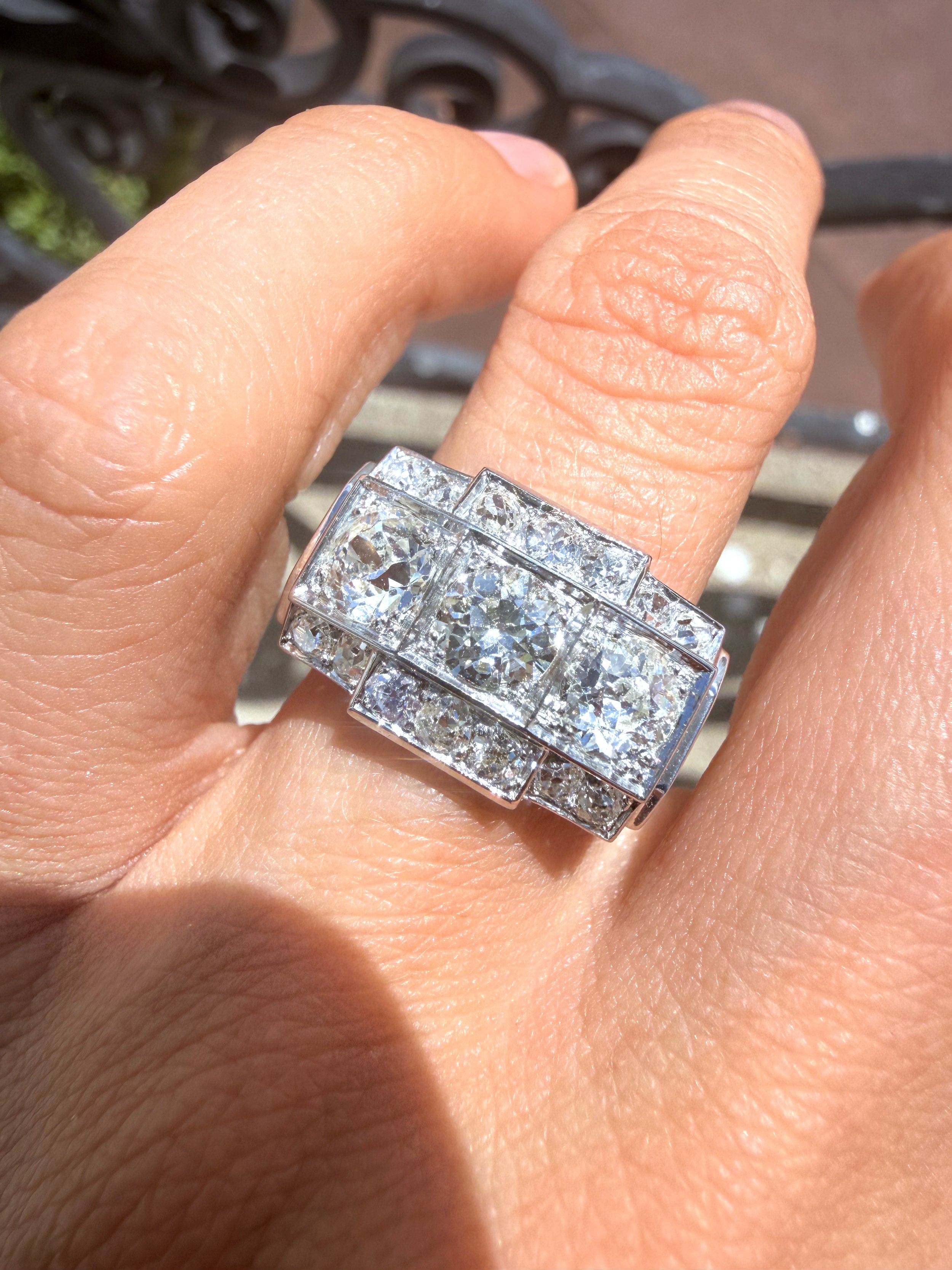 ADR3107-Bague-tank-platine-diamants-diamond-ring9.jpeg