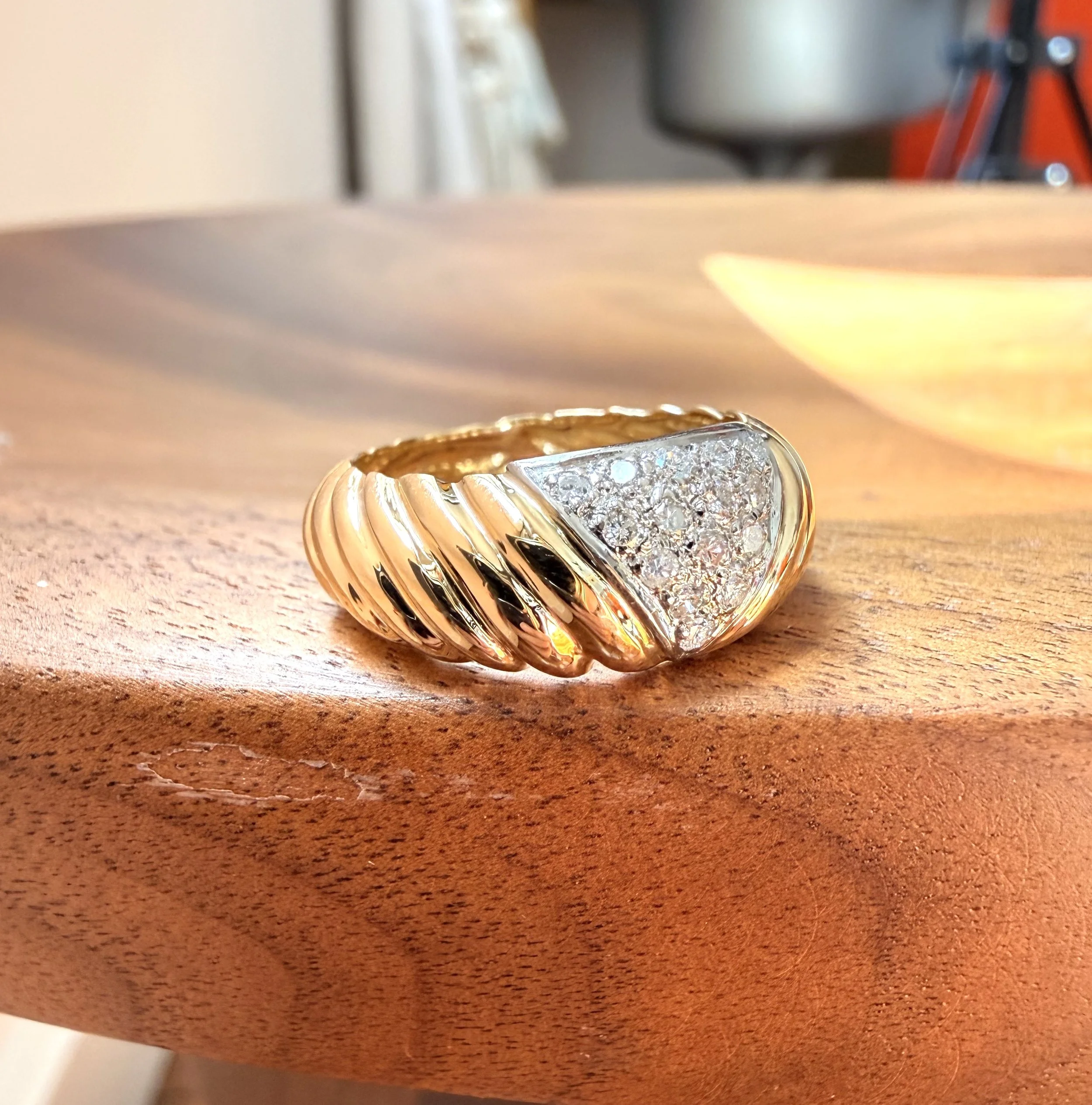 ADR3151-bague-vintage-or-jaune-french-ring-diamants-diamond-ring-estate-jewelry-france-paris3.jpeg