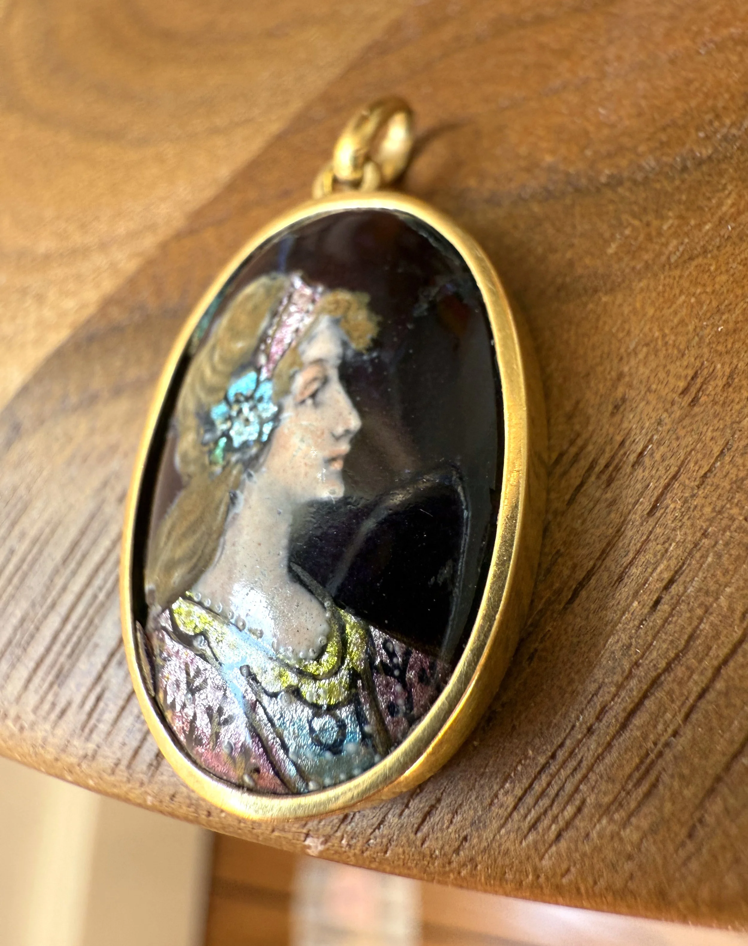ADR2309-2-pendentif-femme-couleur-cadeau-anniversaire-naissance (1).jpeg