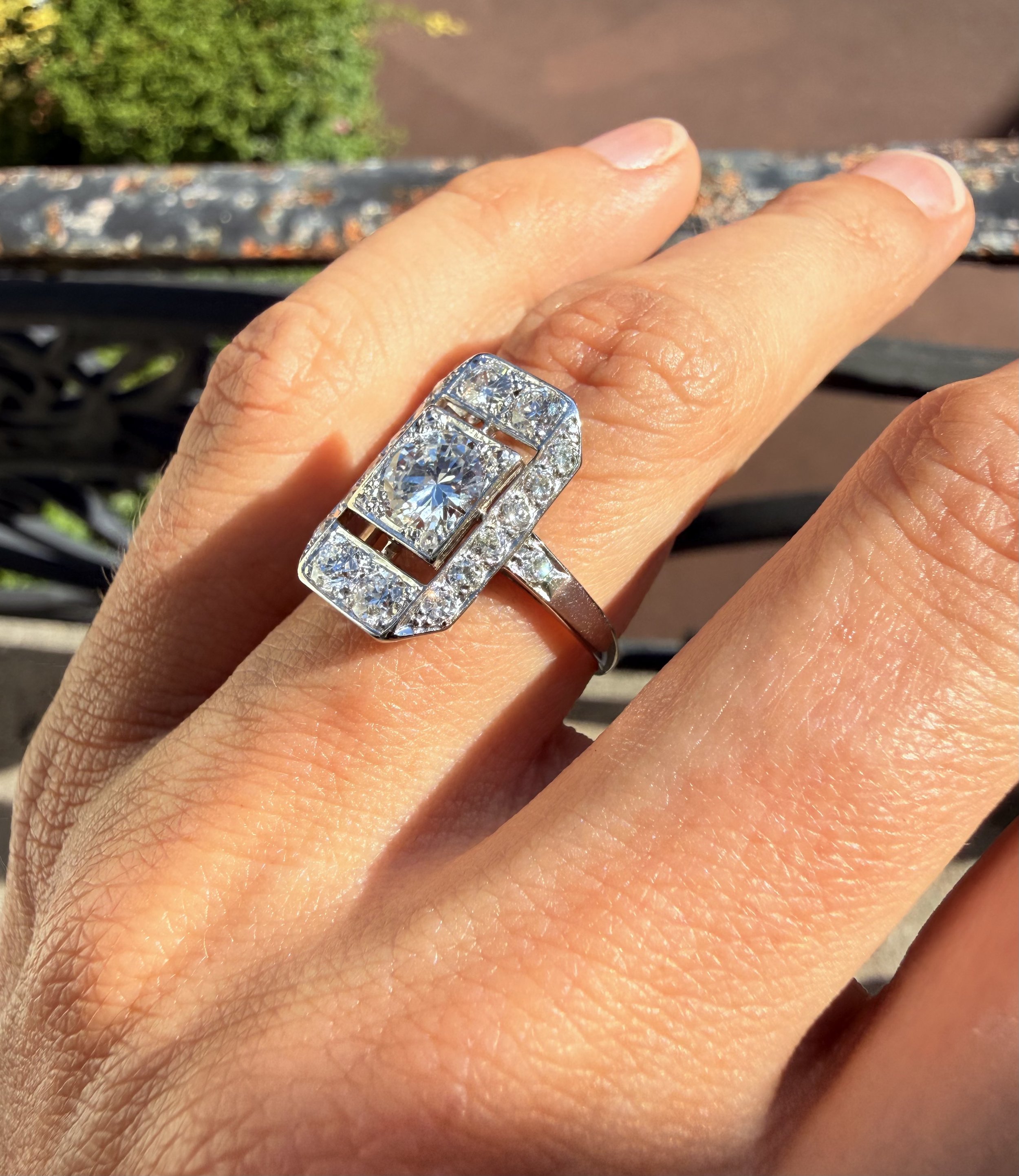 ADR3127-Clarisse-Bague-art-deco-diamants-rectangulaire-vintage-mariage-fiancailles9.jpeg