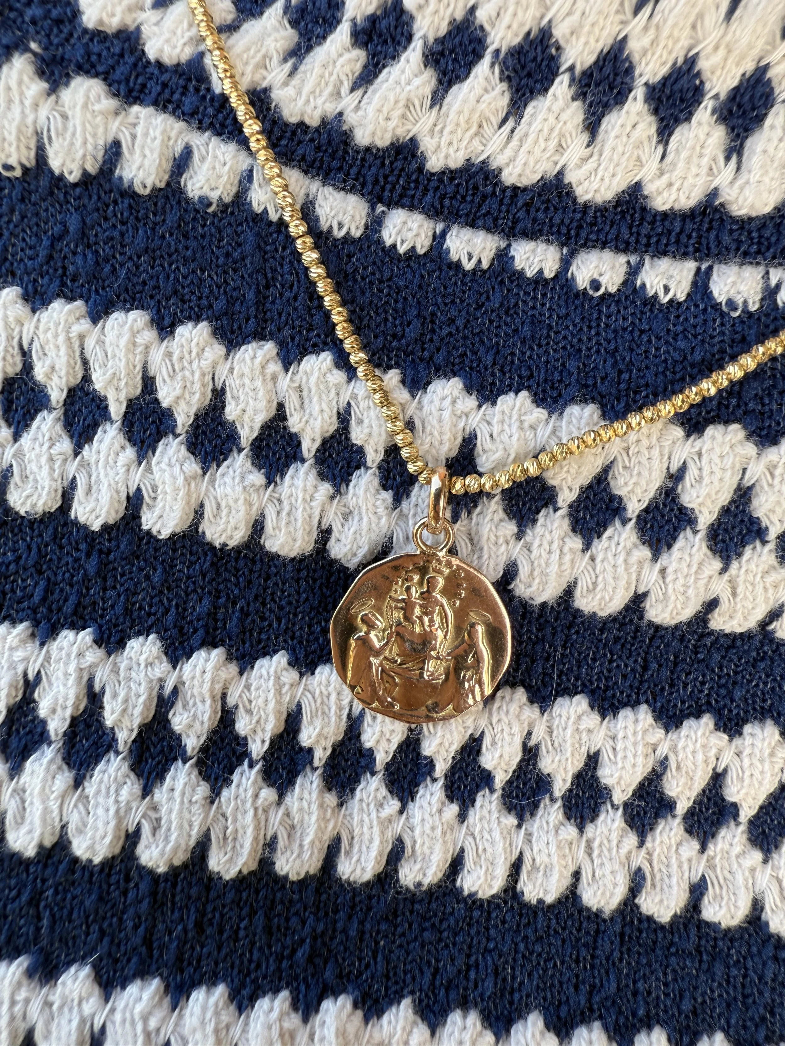 ADR2868-medaille-or-jaune-ronde-cadeau-naissance-communion-confirmation.jpg