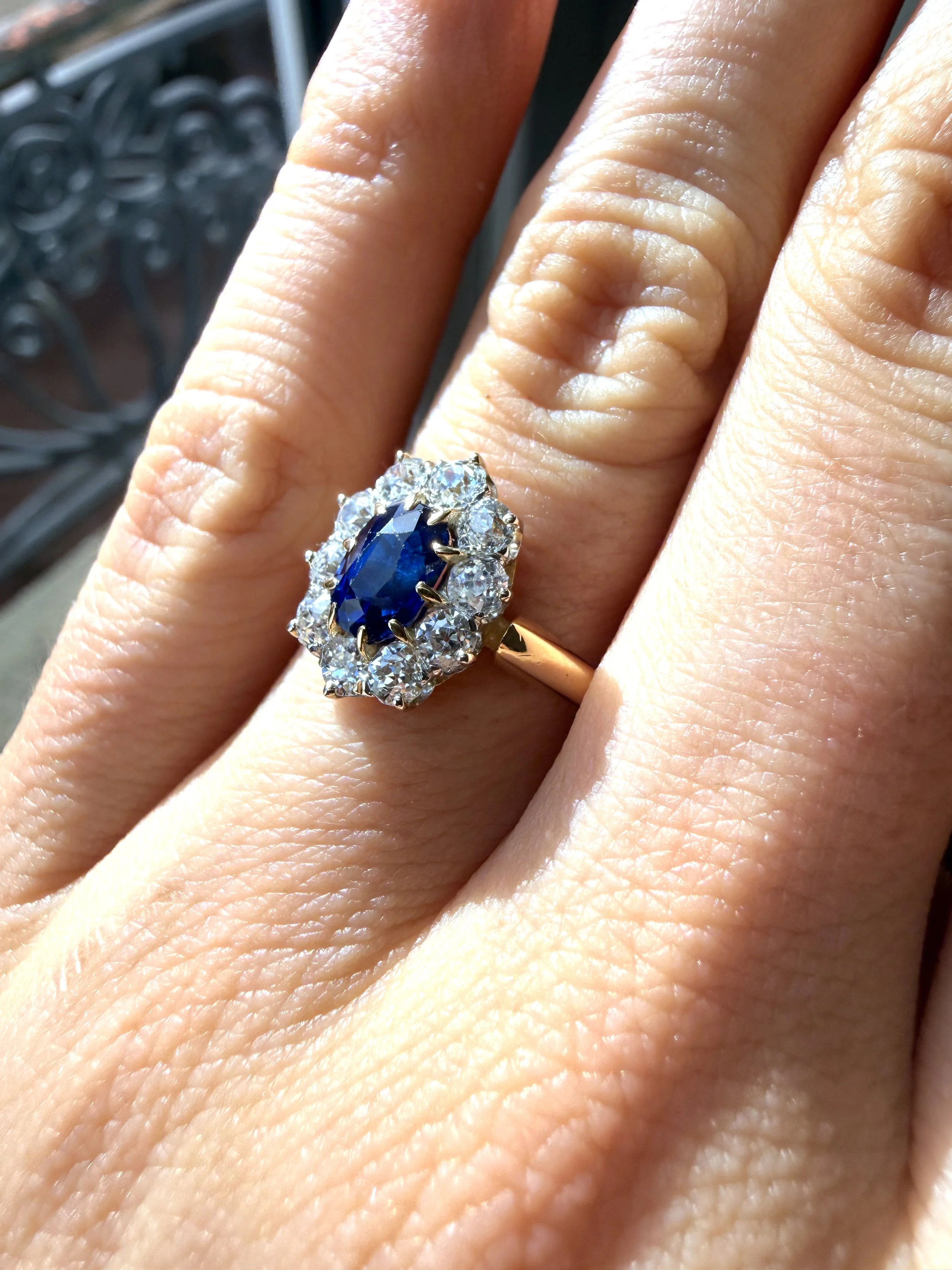 ADR2984-Bague-ancienne-marguerite-saphir-sapphire-rare-unique-fiancailles-mariage-love6.jpeg