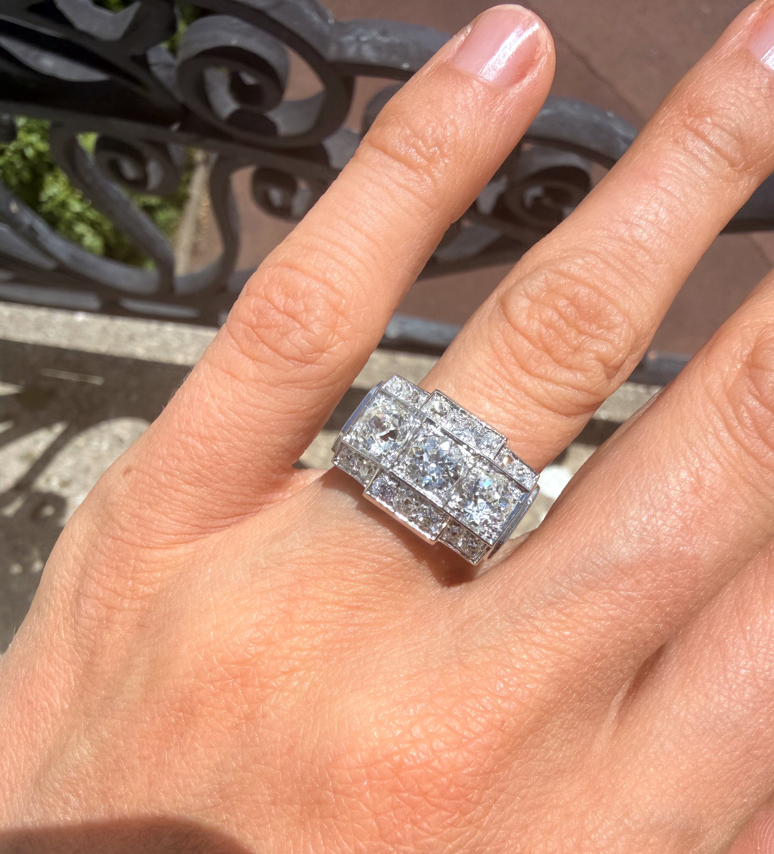 ADR3107-Bague-tank-platine-diamants-diamond-ring7.jpeg