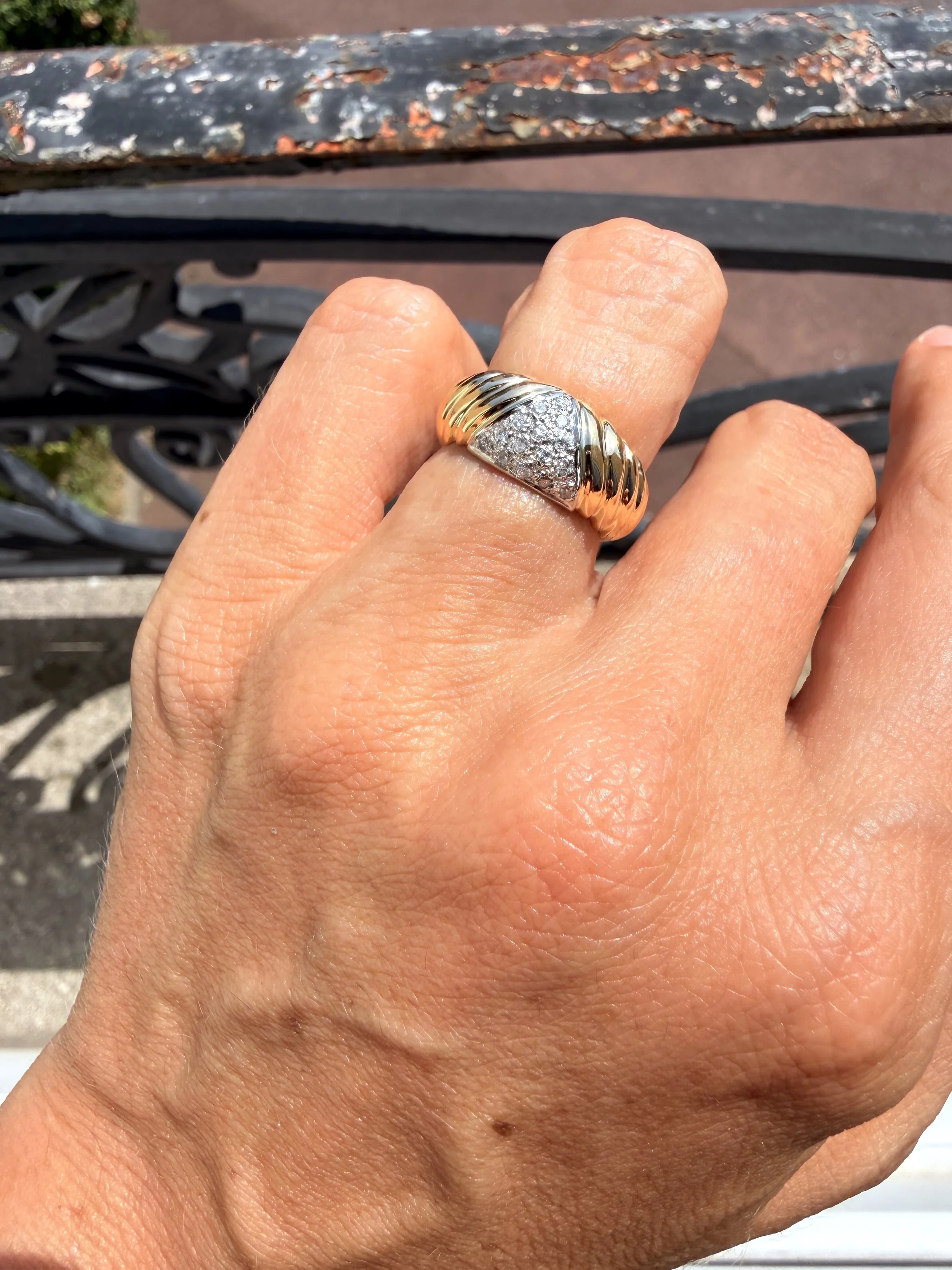 ADR3151-bague-vintage-or-jaune-french-ring-diamants-diamond-ring-estate-jewelry-france-paris7.jpeg