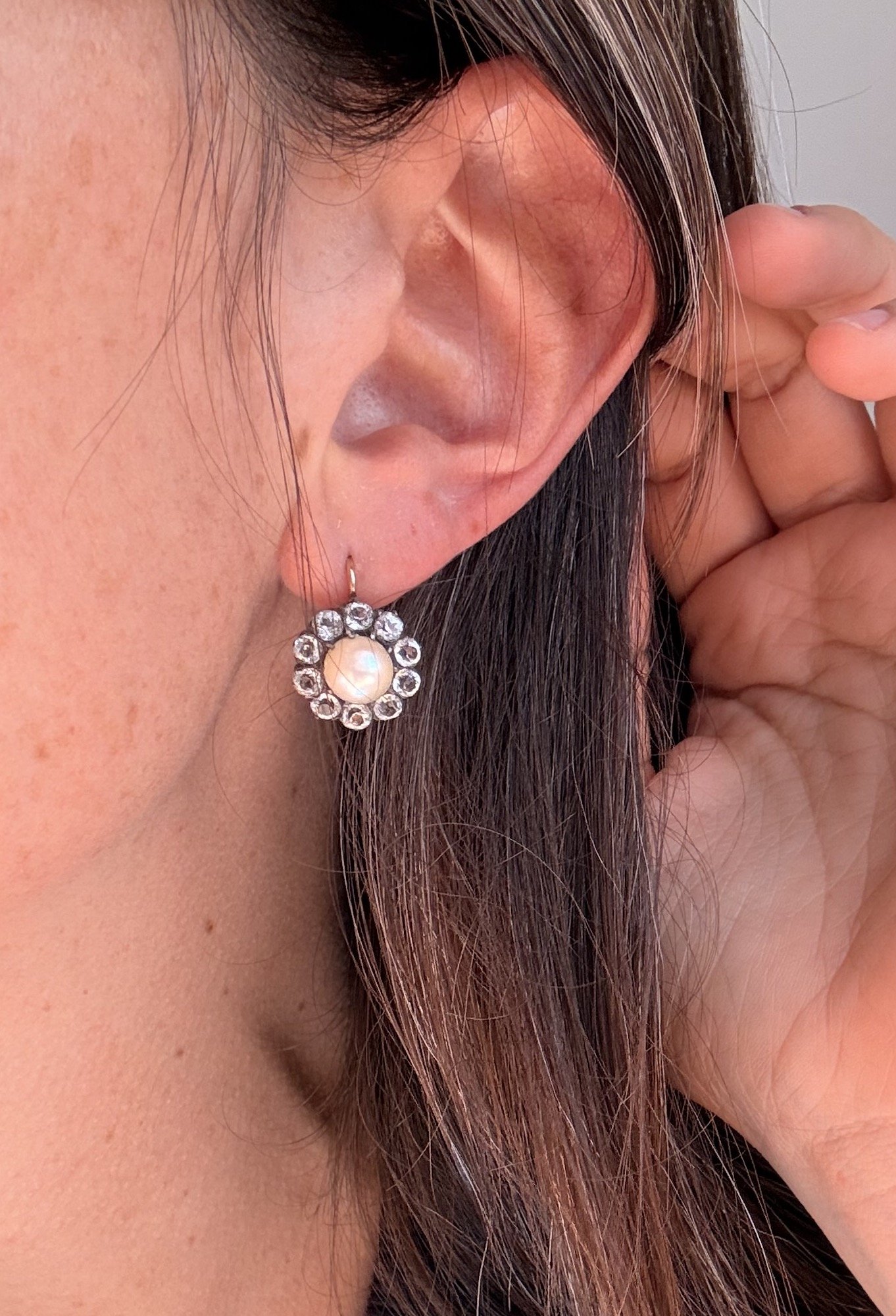 ADR3049-dormeuses-boucles-doreilles-perles-or-jaune5.jpeg