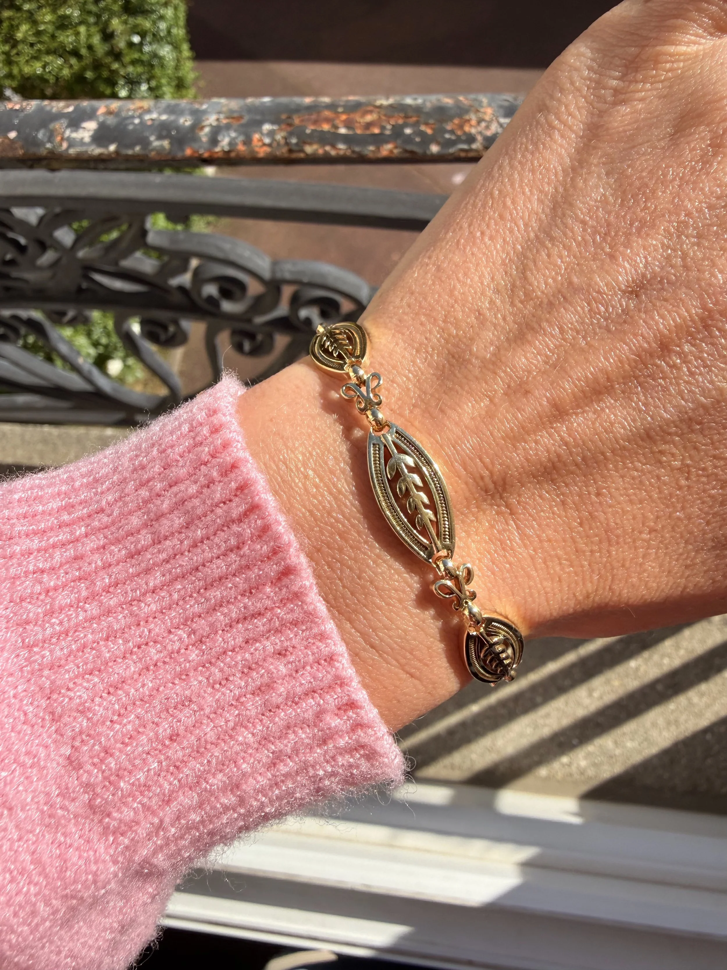 ADR3108-Bracelet-ancien-or-jaune-vintage-ancien-rare-estate-jewelry-gold-francais7.jpg