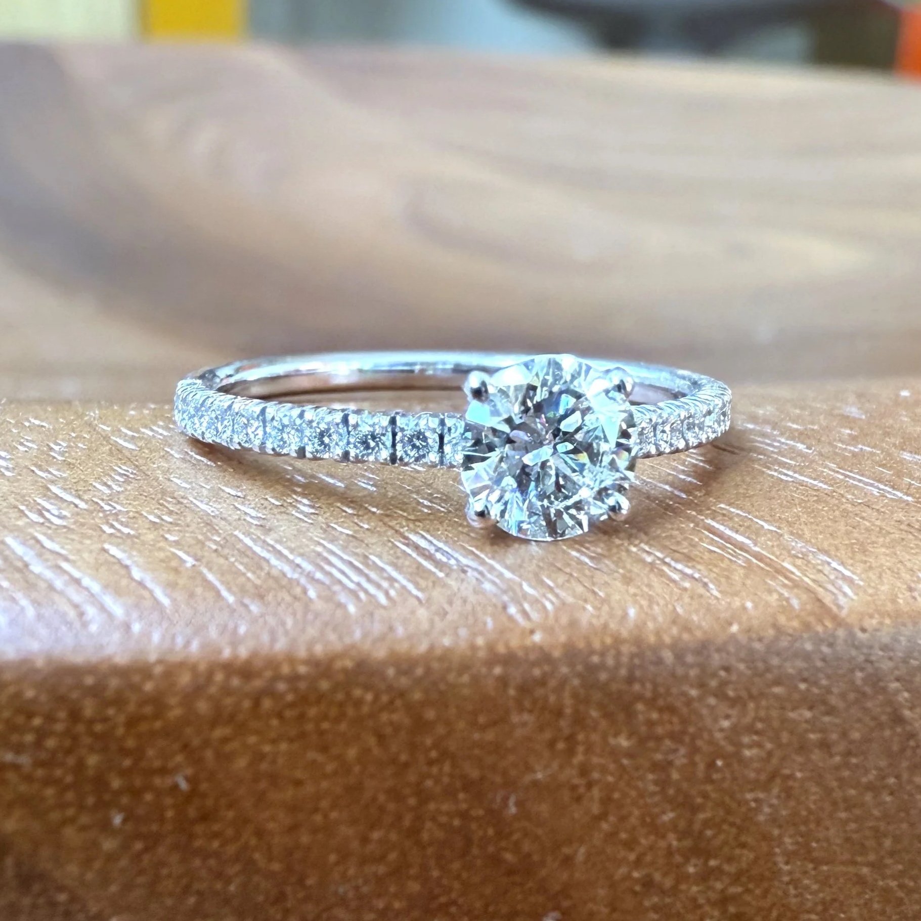 ADR2958-Bague-Cartier-ring-solitaire-diamond-fiancailles-engagement-ring-engaged-fiancailles-mariage-wedding2.jpg