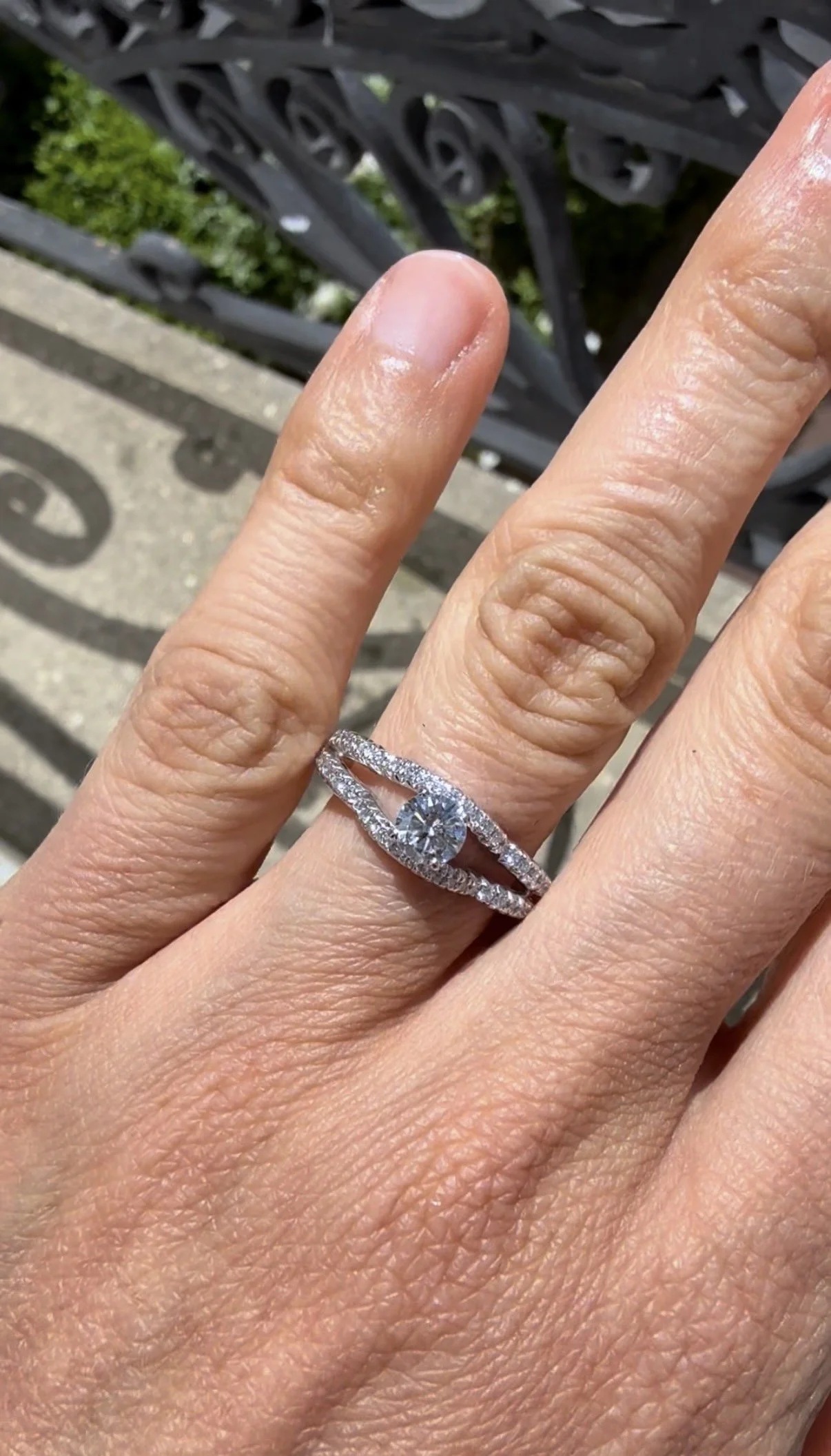 ADR2998-Chanel-solitaire-diamants-diamond-ring-engagement-fiancailles-mariage-camelia-profil1 copie.jpg