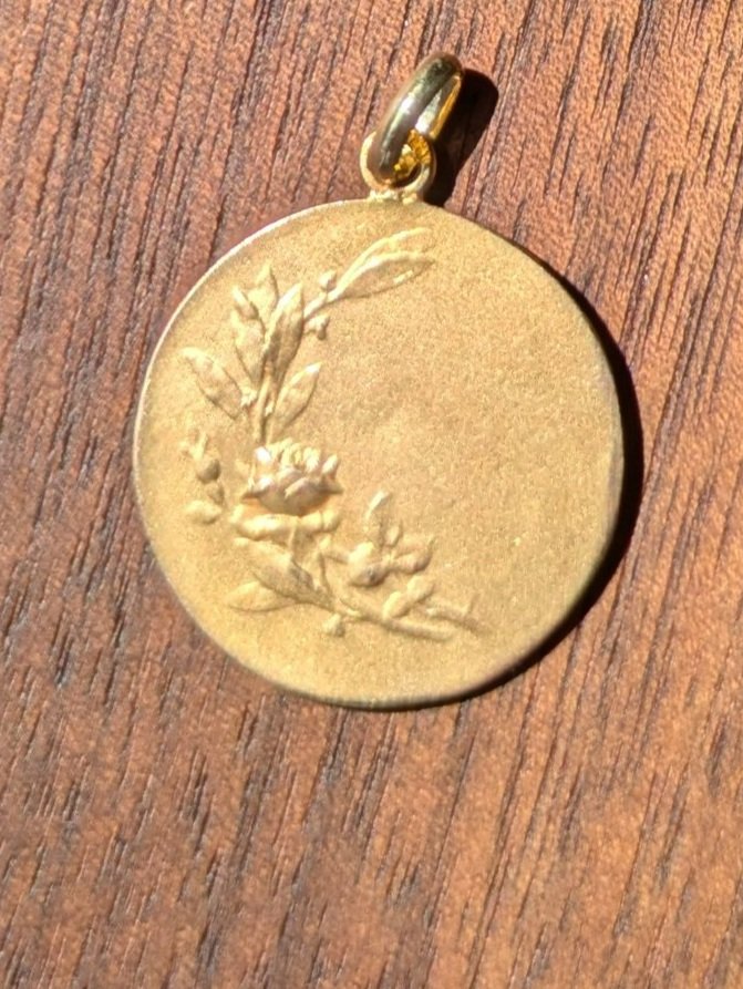 ADR2921-or-jaune-dropsy-ronde-vierge-marie-religion-bapt%C3%AAme-communion-confirmation-cadeau+%284%29.jpg