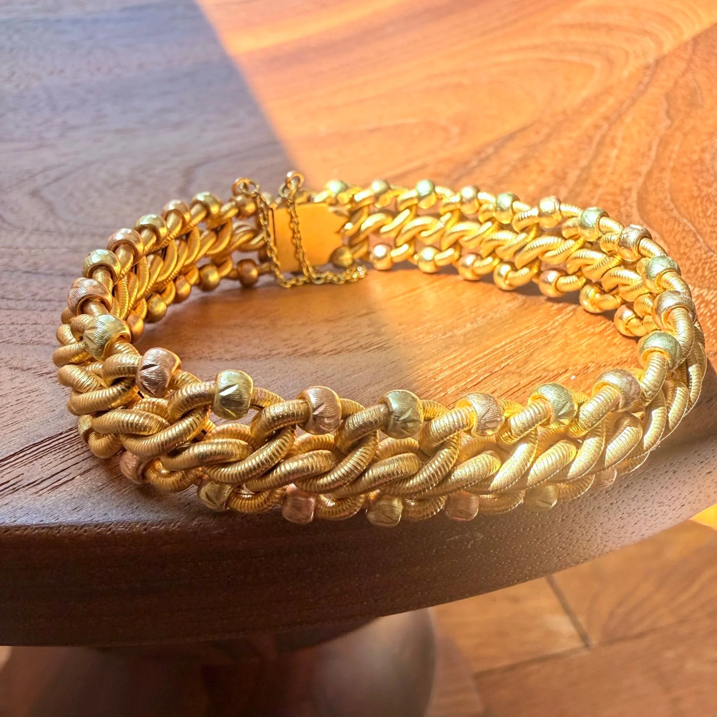 ADR3160-Bracelet-trois-ors-gold-bracelet-unique-vintage-estate-jewelry-rare-french-paris1.jpg