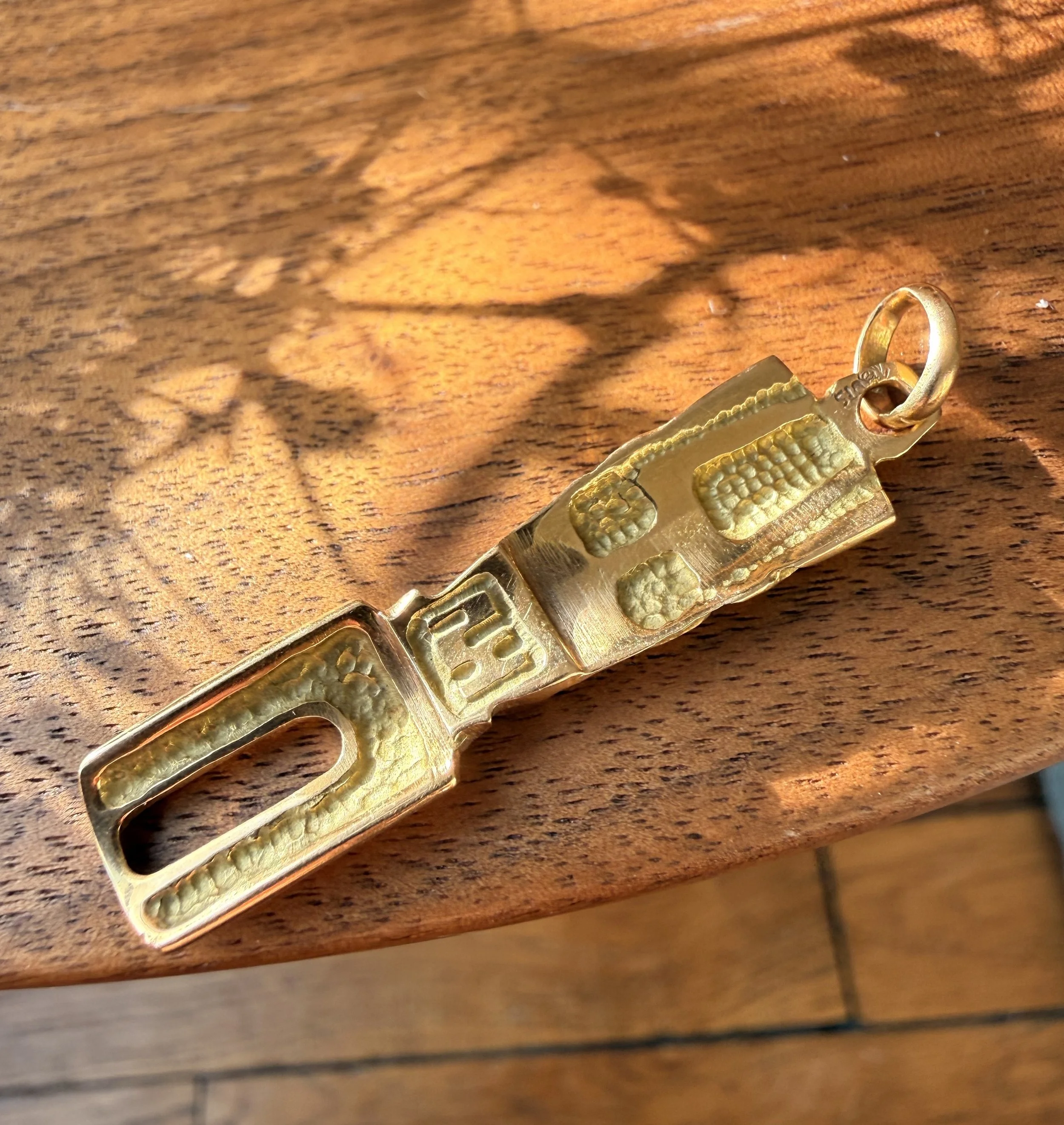 ADR2697-totem-or-jaune-pendentif-pendant-gold-african3.jpeg
