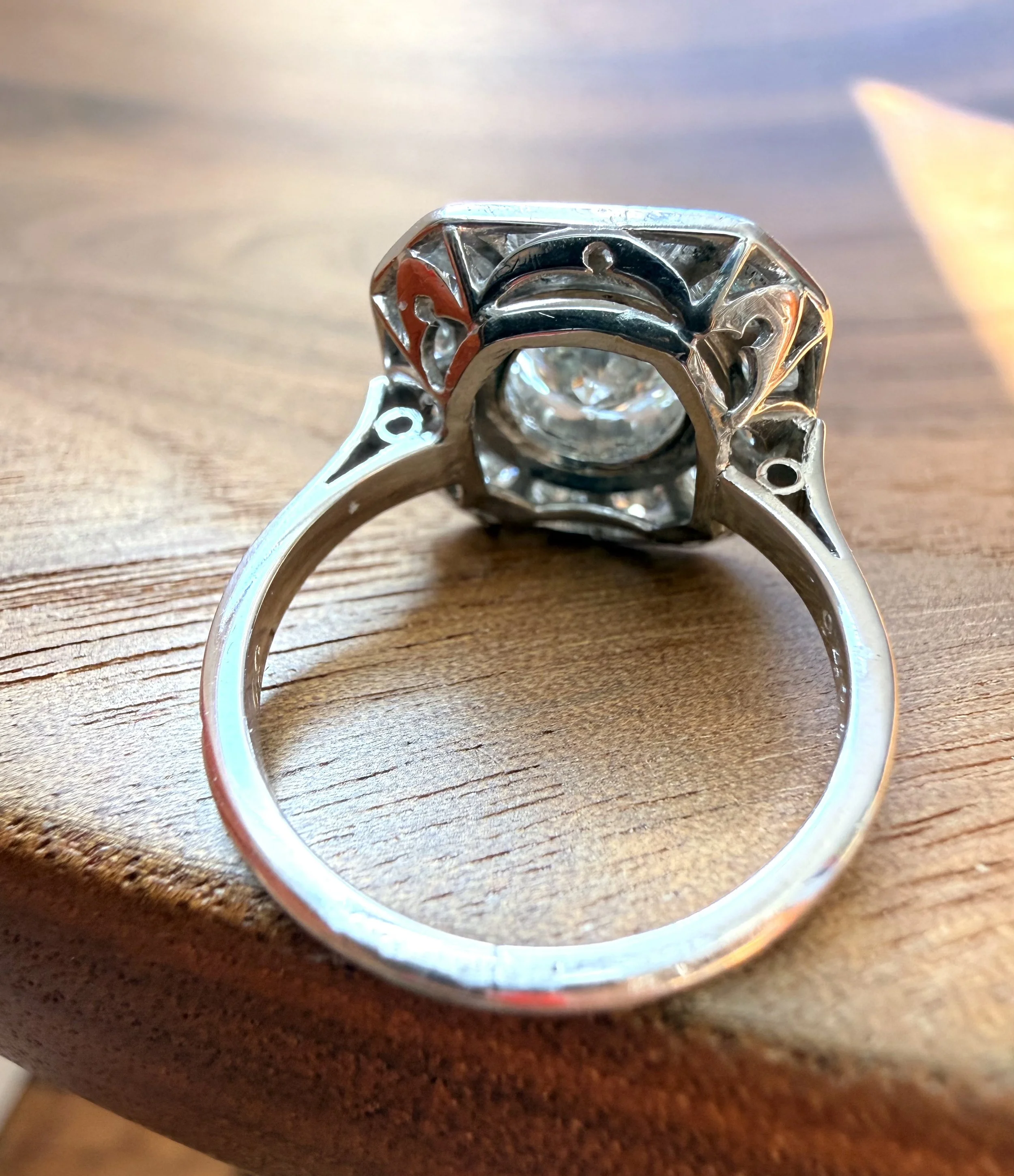 ADR3082-pepite-bague-ancienne-art-deco-crush-fiancailles-mariage-wedding-huge-diamants-diamonds-engaged-wedding8.jpeg