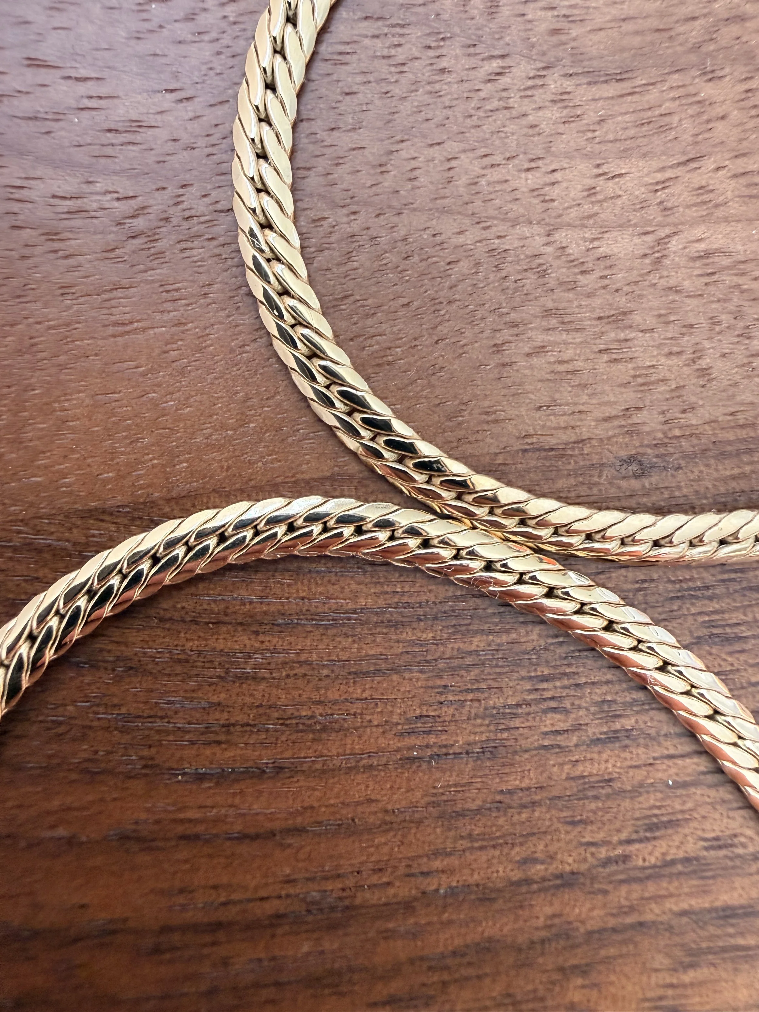 ADR2977-collier-maille-serpent-or-jaune-gold-vintage-necklace-chaine5.jpeg