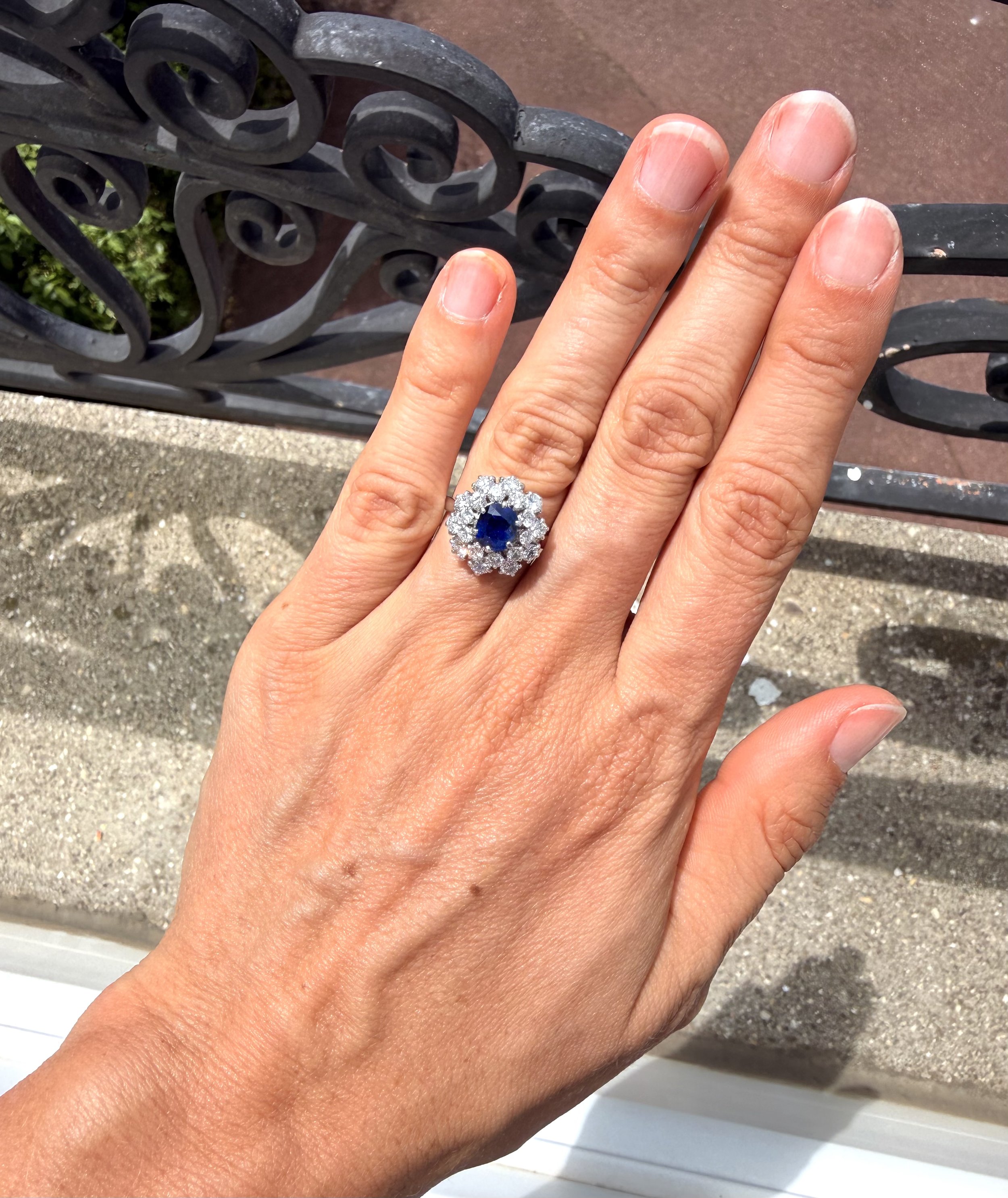 ADR3014-Bague-jolie-saphir-diamants5.jpeg