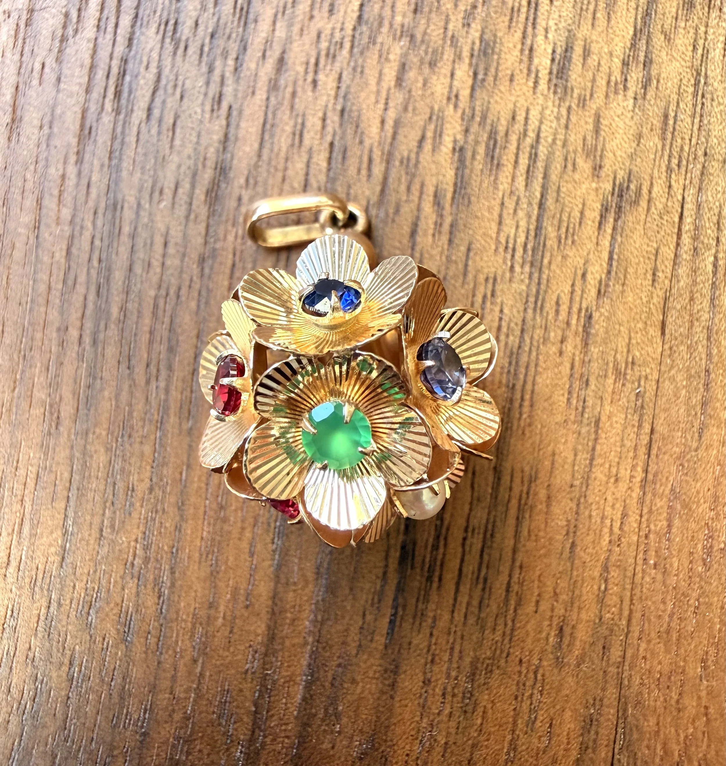 ADR3154-hippie-pendentif.jpeg