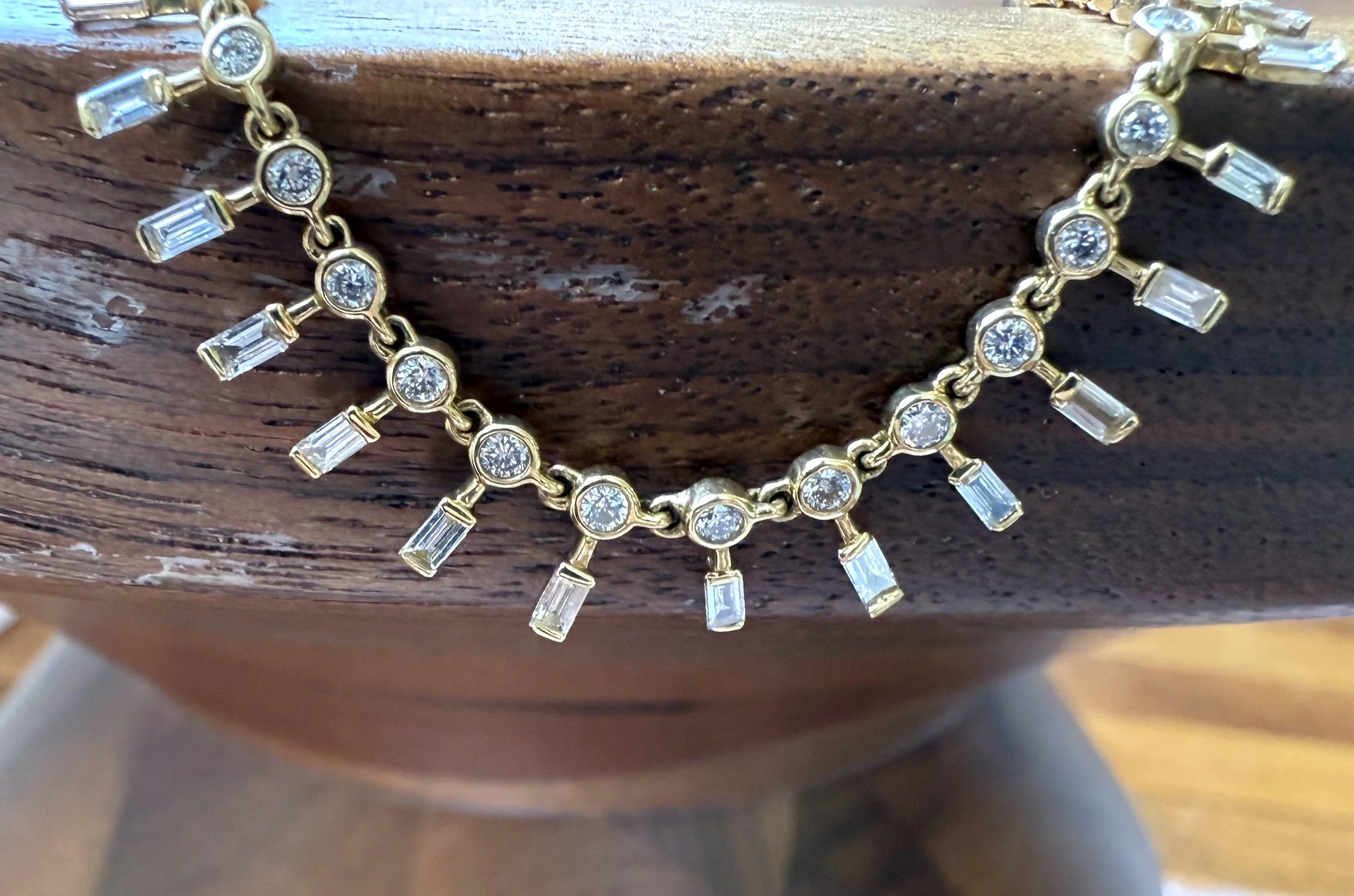 ADR2794-collier-or-jaune-diamants-cadeau-naissance-anniversaire (2).jpeg