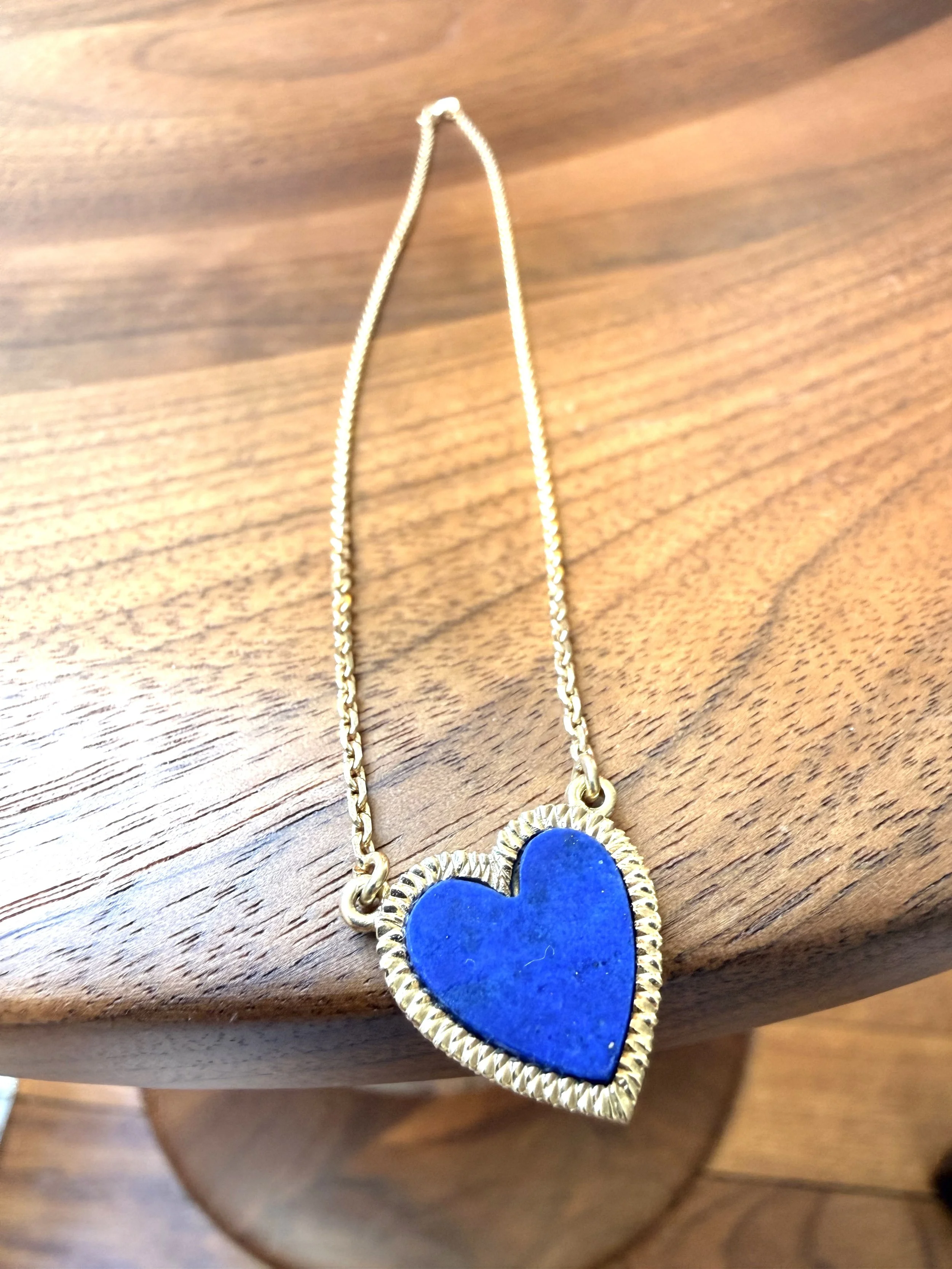 ADR2996-collier-or-jaune-lapis-lazuli-coeur-necklace-heart-vintage3.jpeg