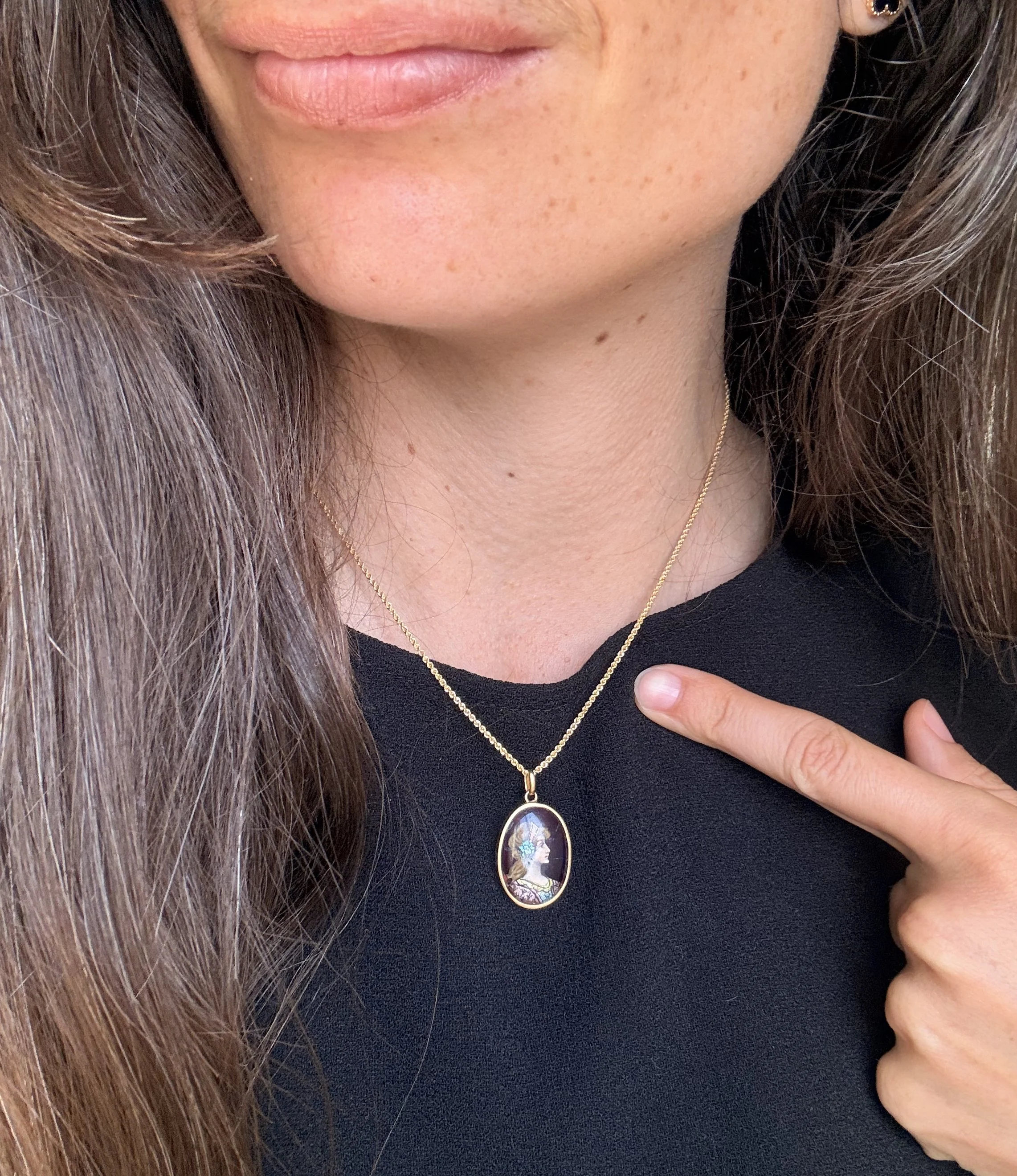 ADR2309-2-pendentif-emaux-limoges3.jpeg