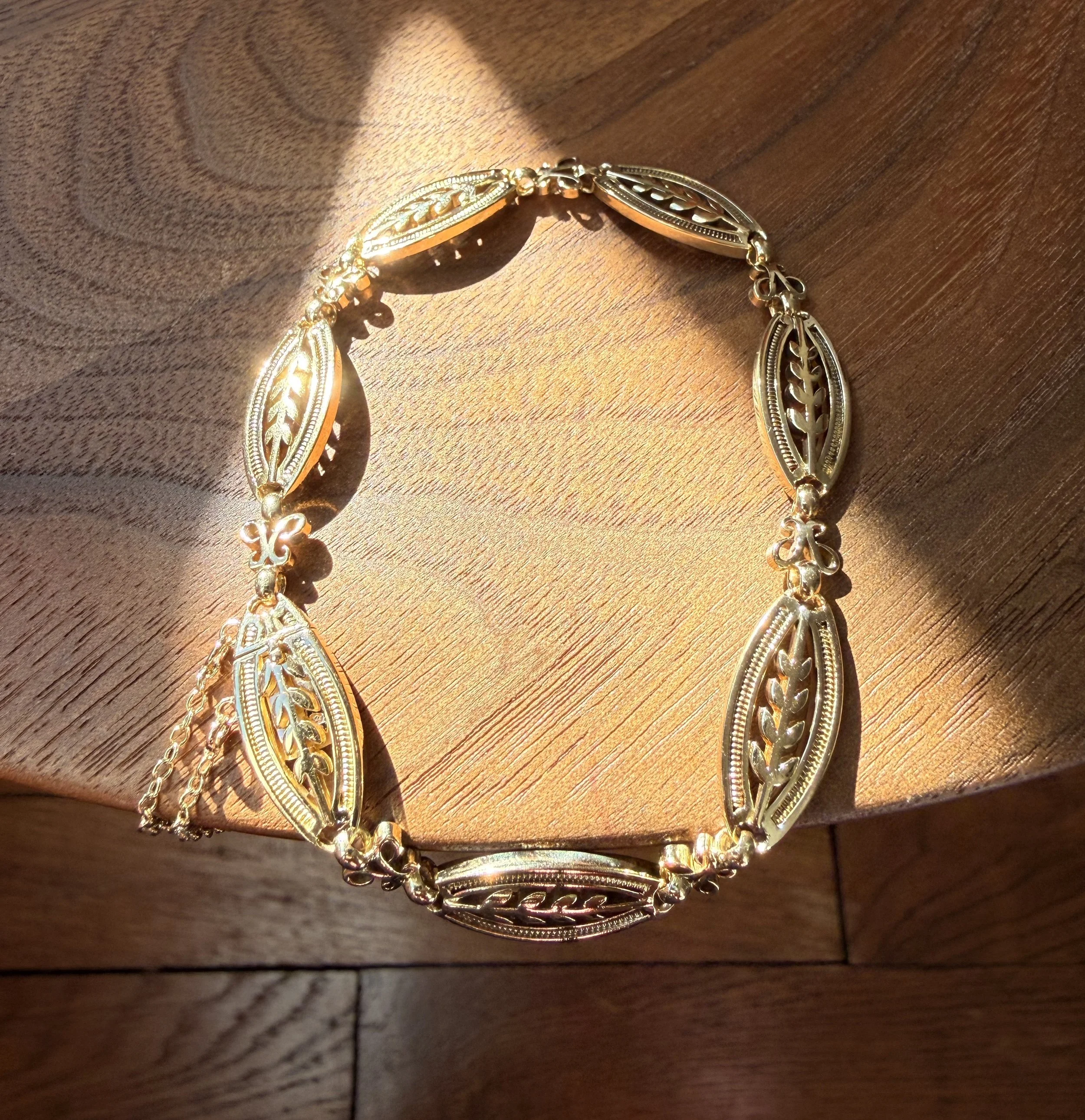 ADR3108-Bracelet-ancien-or-jaune-vintage-ancien-rare-estate-jewelry-gold-francais1.jpeg