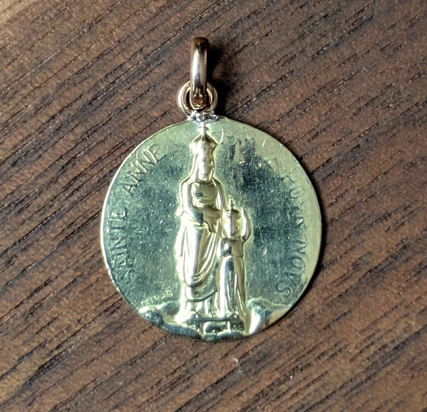 Médaille Ancienne Vierge De Profil En Or Jaune 18 Carats - Occasion (portée)