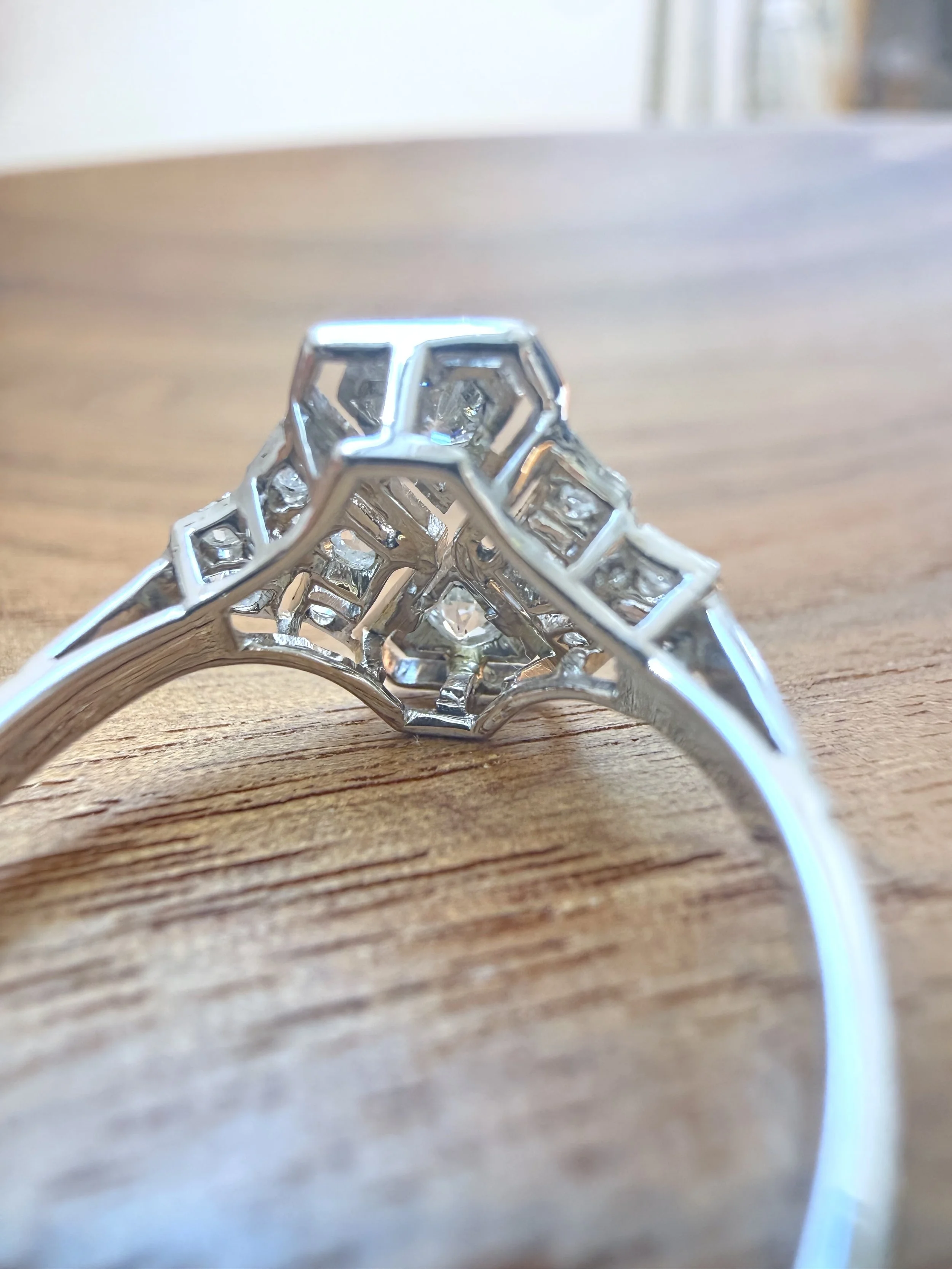 ADR3071-andaluze-bague-art-deco-diamants5.jpeg