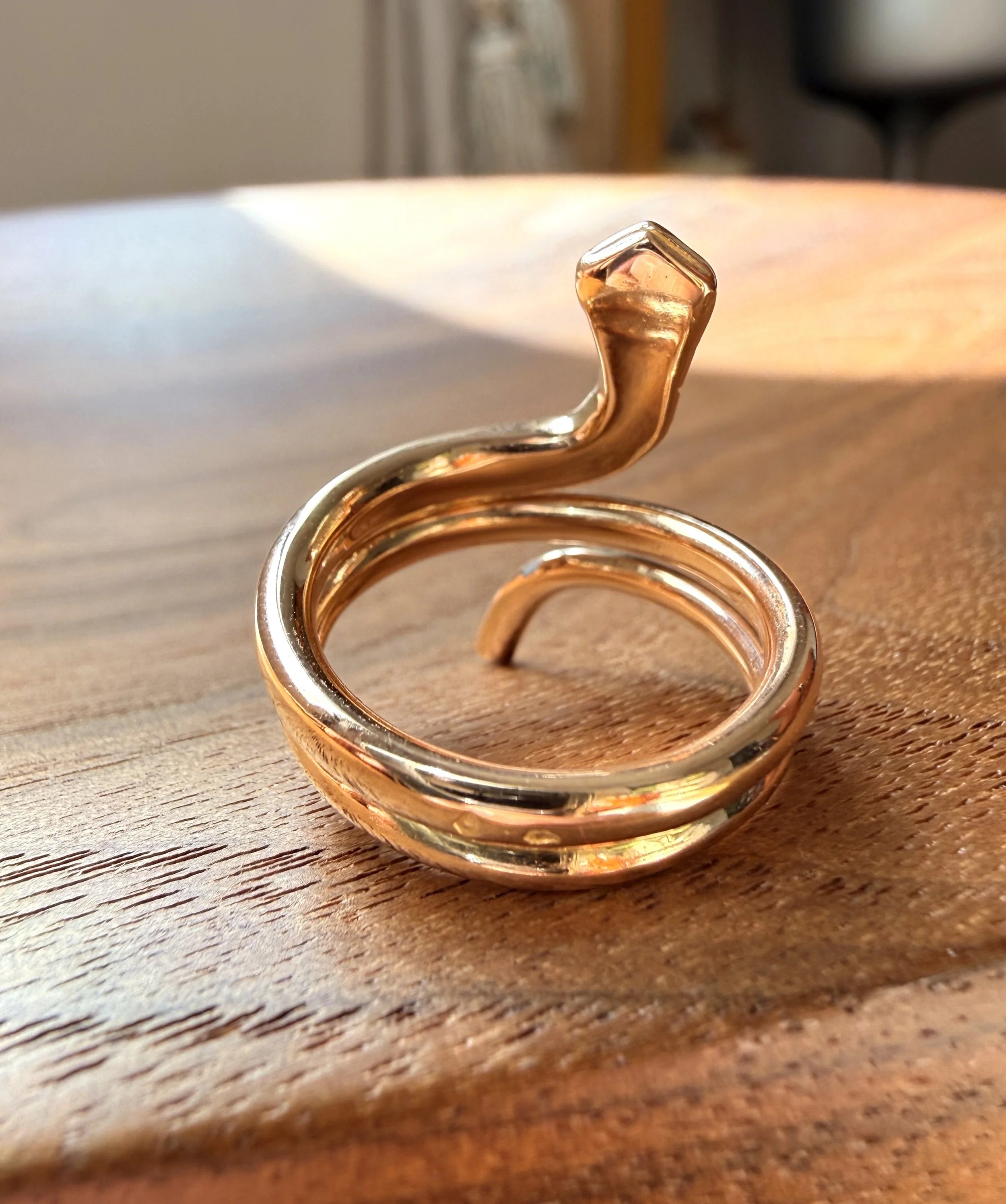 ADR3080-Bague-serpent-or-jaune-ensorcelleur-envoutante5.jpeg