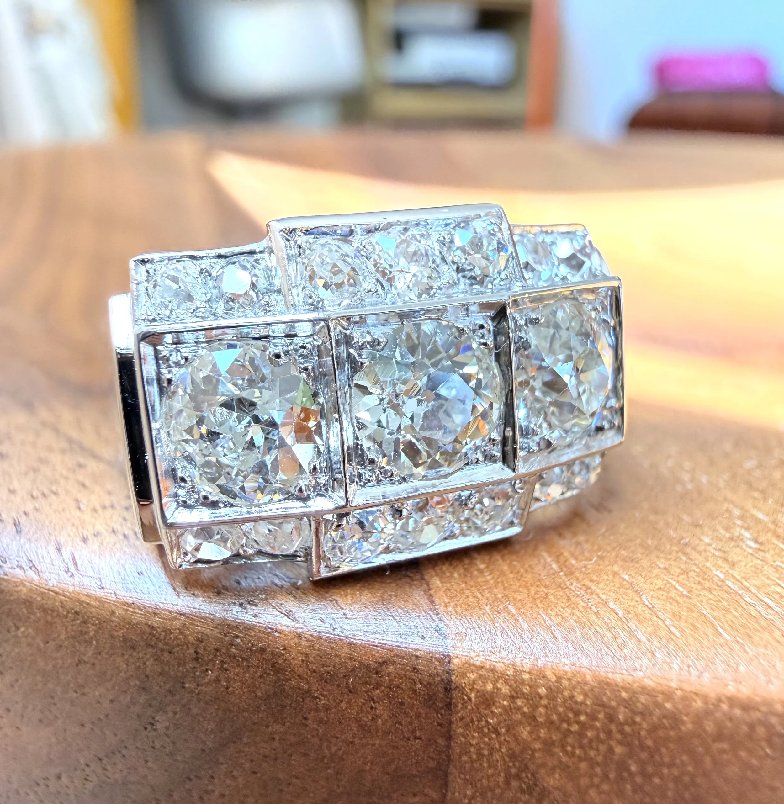 ADR3107-Bague-tank-platine-diamants-diamond-ring2.jpeg