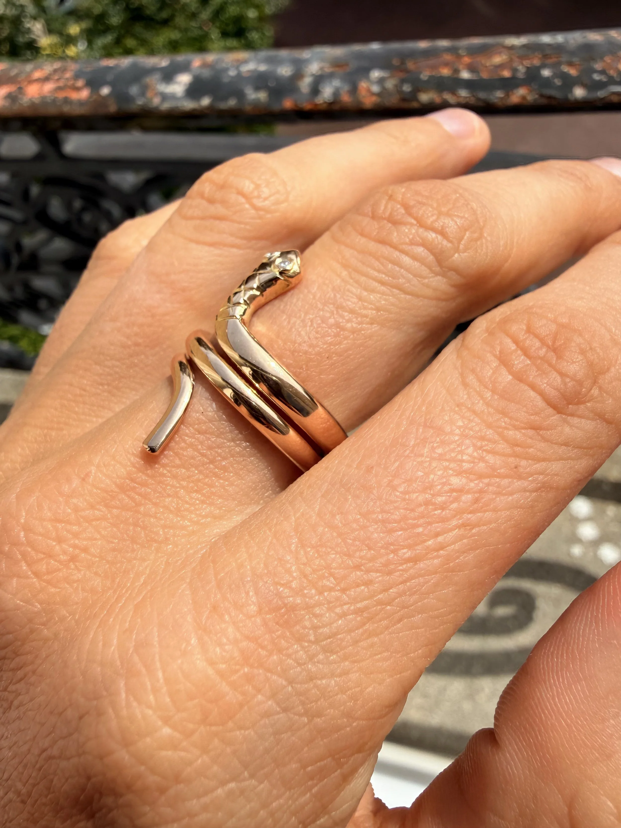 ADR3080-Bague-serpent-or-jaune-ensorcelleur-envoutante3.jpeg