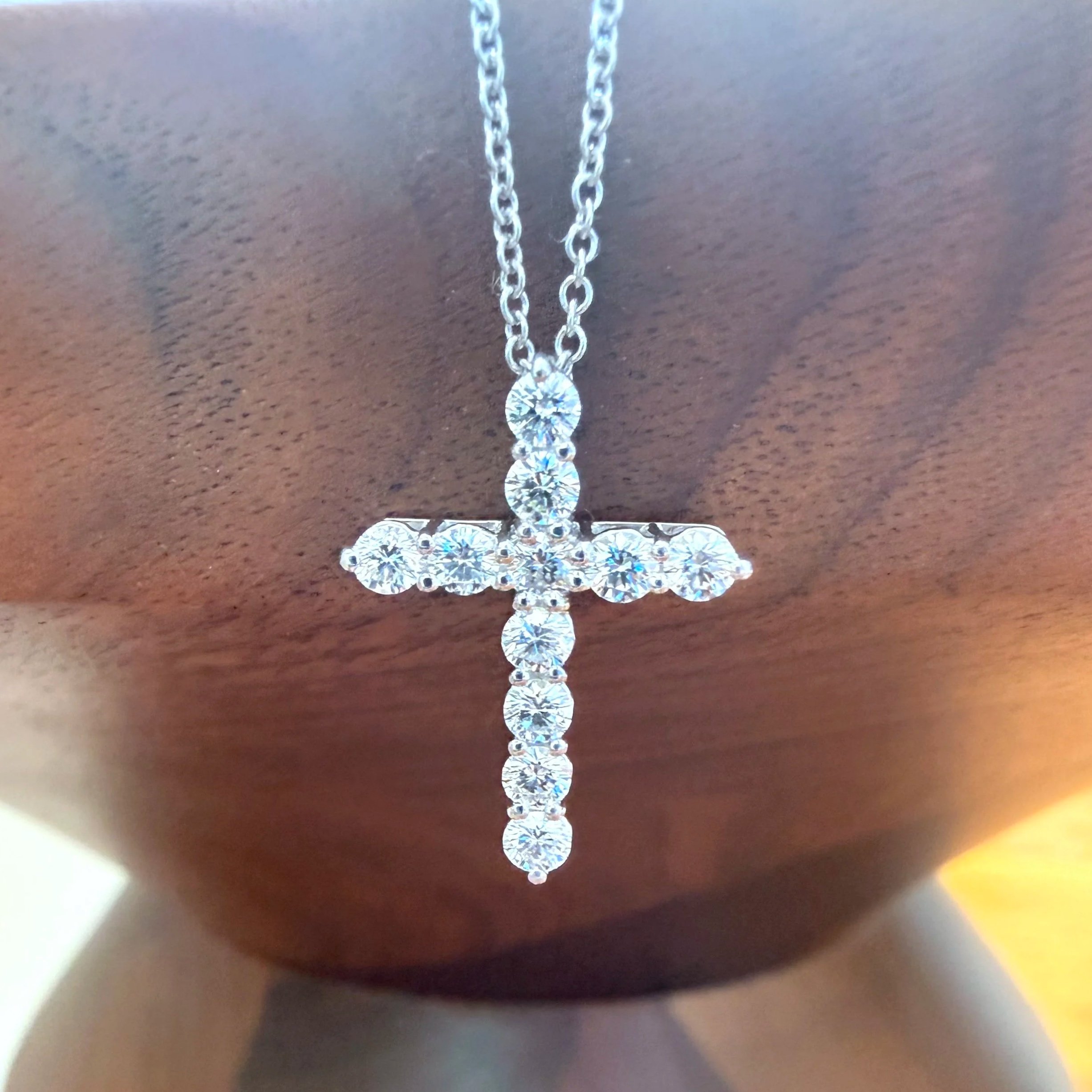 ADR3183-TCO-tiffany-co-platinum-diamond-cross-croix-diamants-platine-rare-secondhand-moderne-religion8.jpg