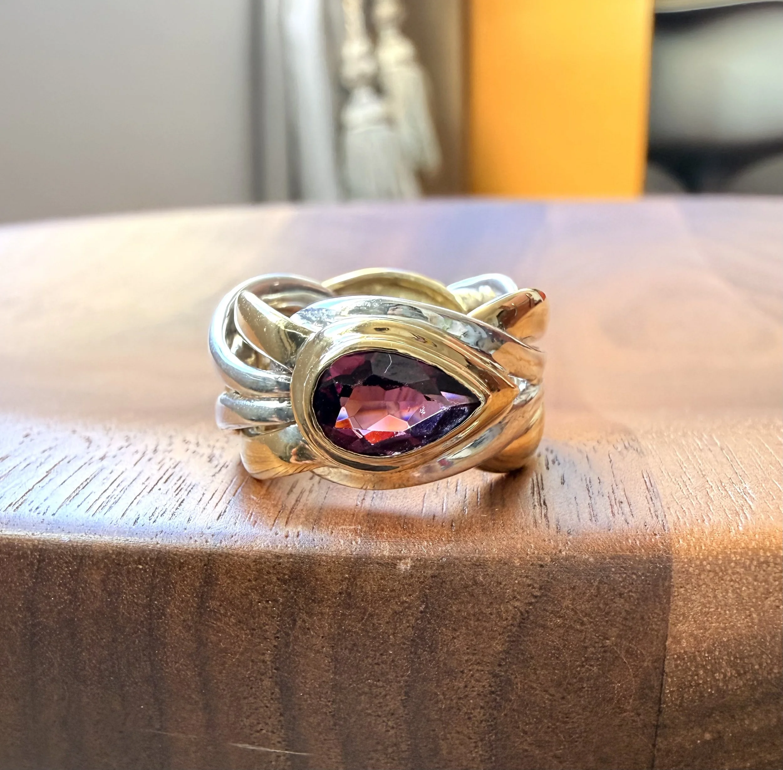 ADR3041-Christofle-Bague-or-jaune-argent-amethyste-poire-rare-signee-poiconnee-bague-vintage4.jpeg
