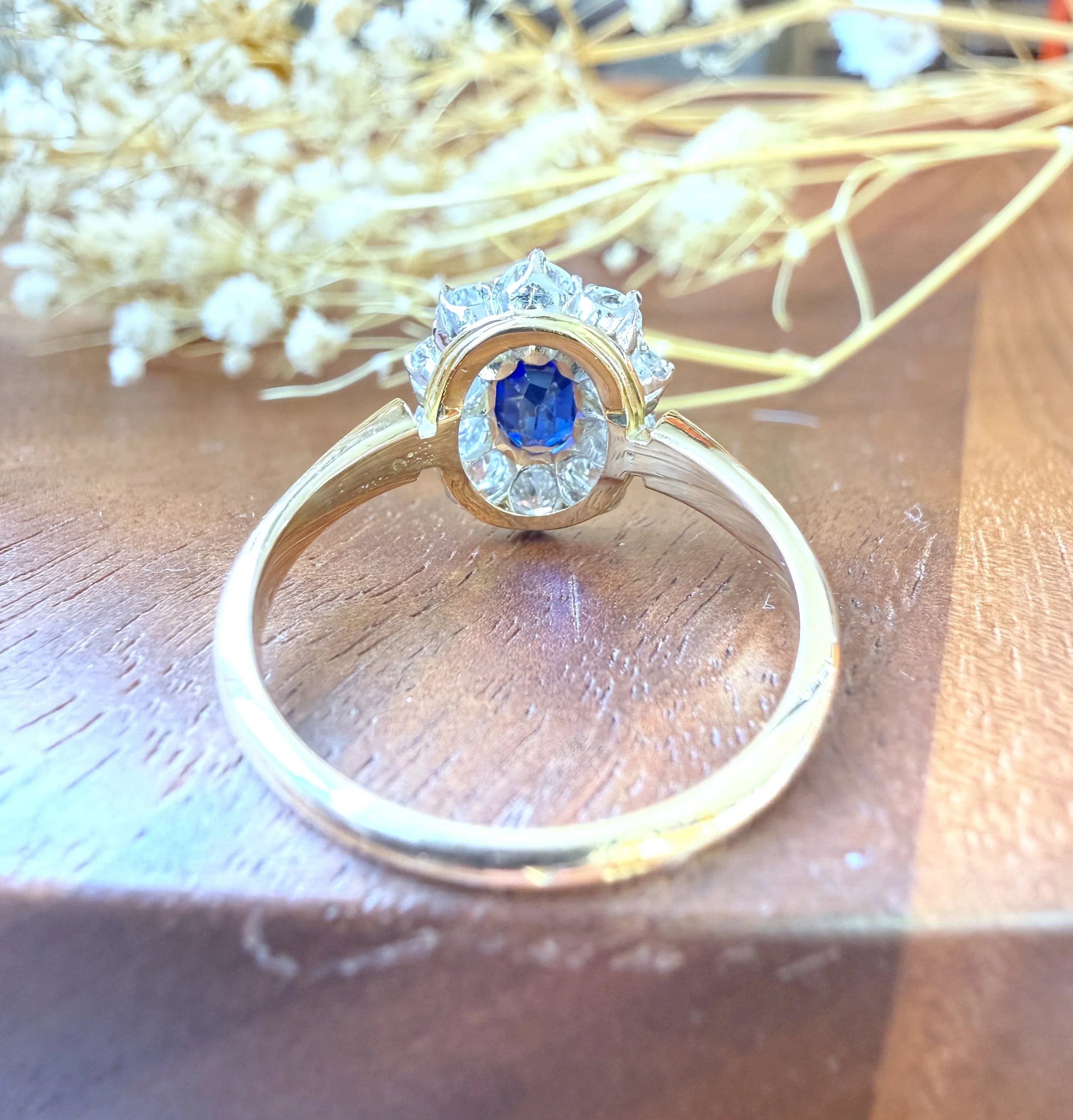ADR2984-Bague-ancienne-marguerite-saphir-sapphire-rare-unique-fiancailles-mariage-love4.jpeg