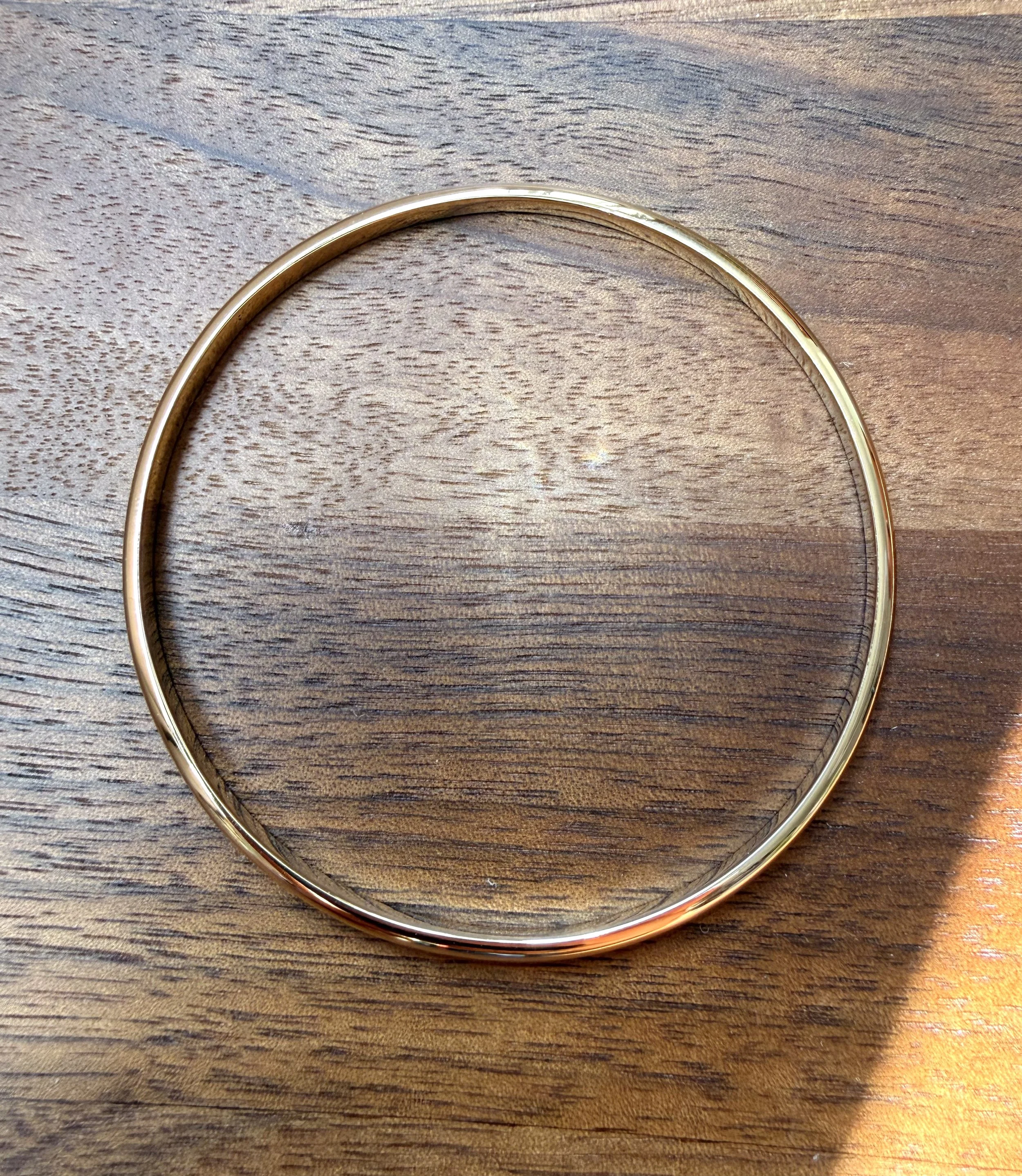 ADR3143-bracelet-jonc-or-jaune-gold-bangle5.jpeg