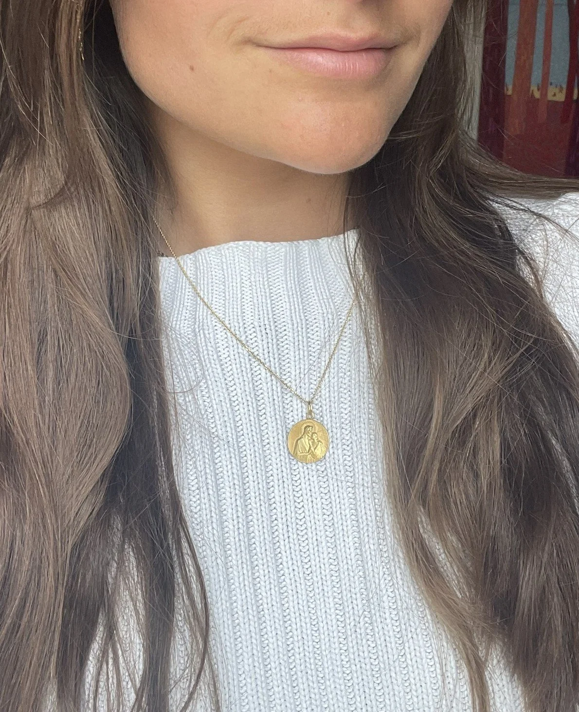 ADR2923-medaille-ronde-or-jaune-tricard-religion-bapteme-communion-confirmation (1).JPEG