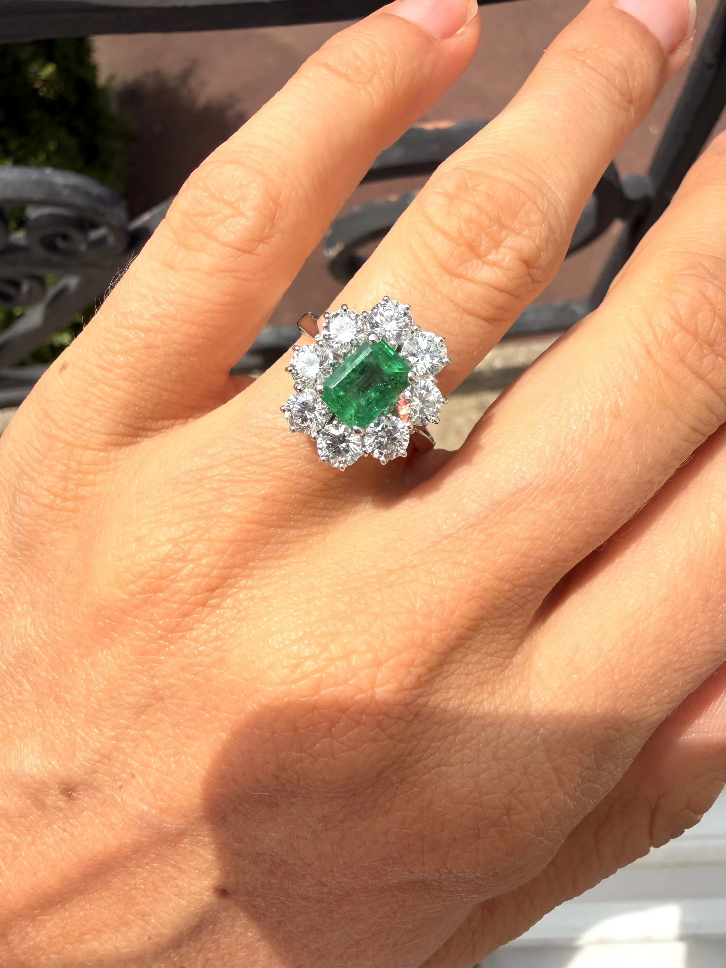 ADR3048-Bague-Camilla-emeraude-exceptionnelle-belle-ring-fiancailles-anniversaire-mariage-wedding-emerald-ring7.jpeg