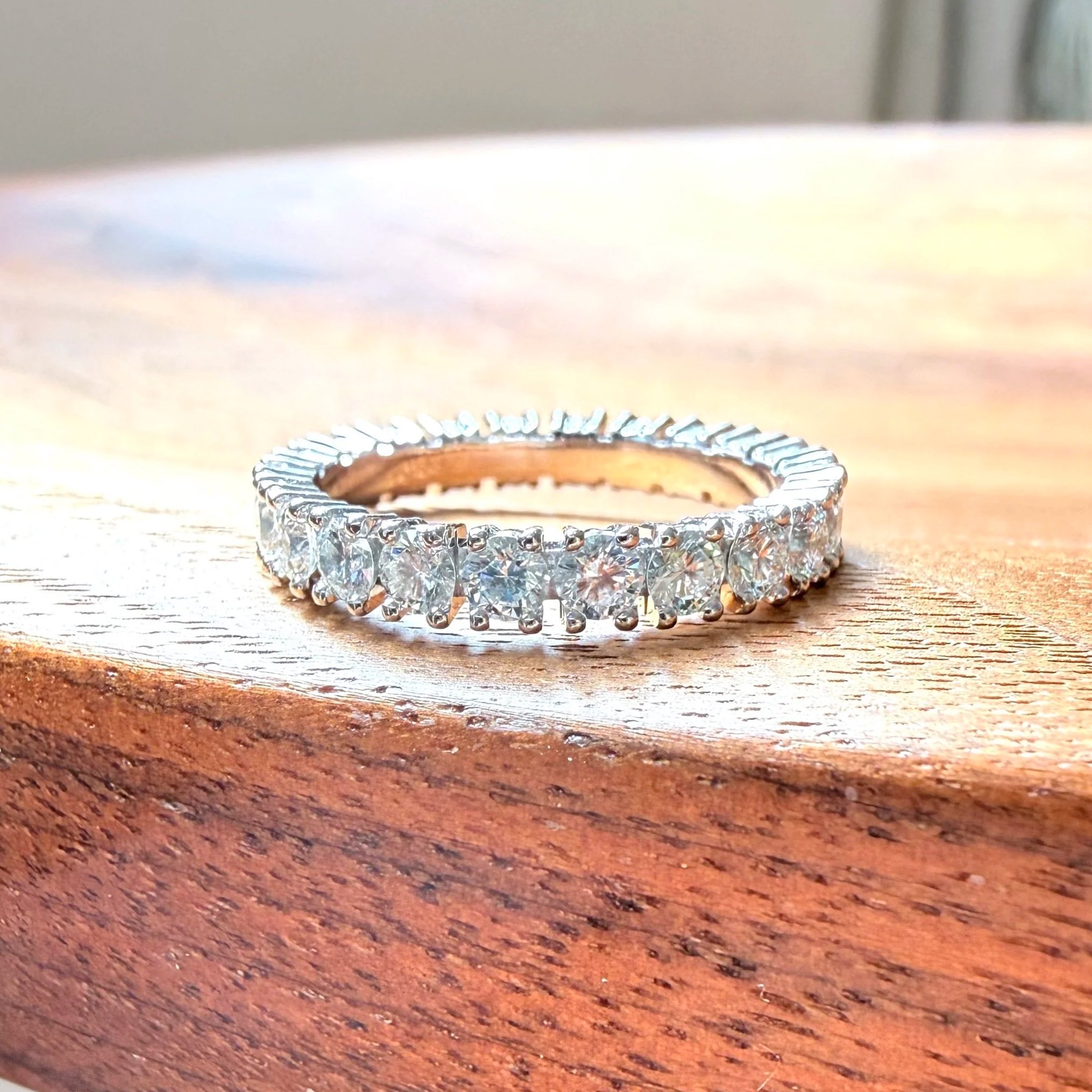 ADR3089-Alliance-Cartier-diamants-diamond-ring-destinee-engaged-engagement-bagu-fiancailles-mariage2.jpg
