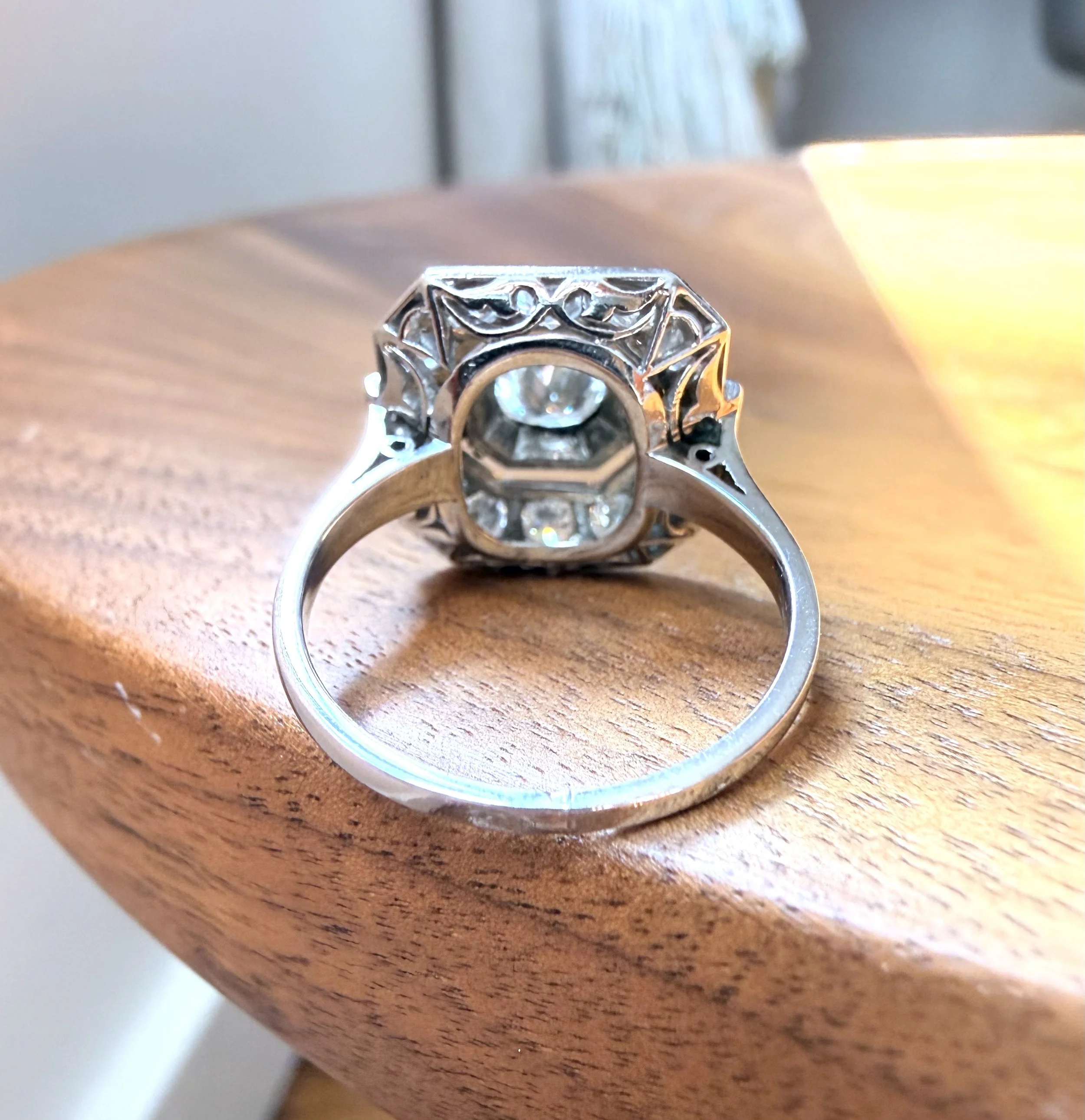 ADR3078-Boum-Bague-art-deco-rare-rectangle-carre-baguette-diamants-fiancailles-wedding-anniversaire-aniversary-mariage-shesaidyes-french-francaise4.jpeg