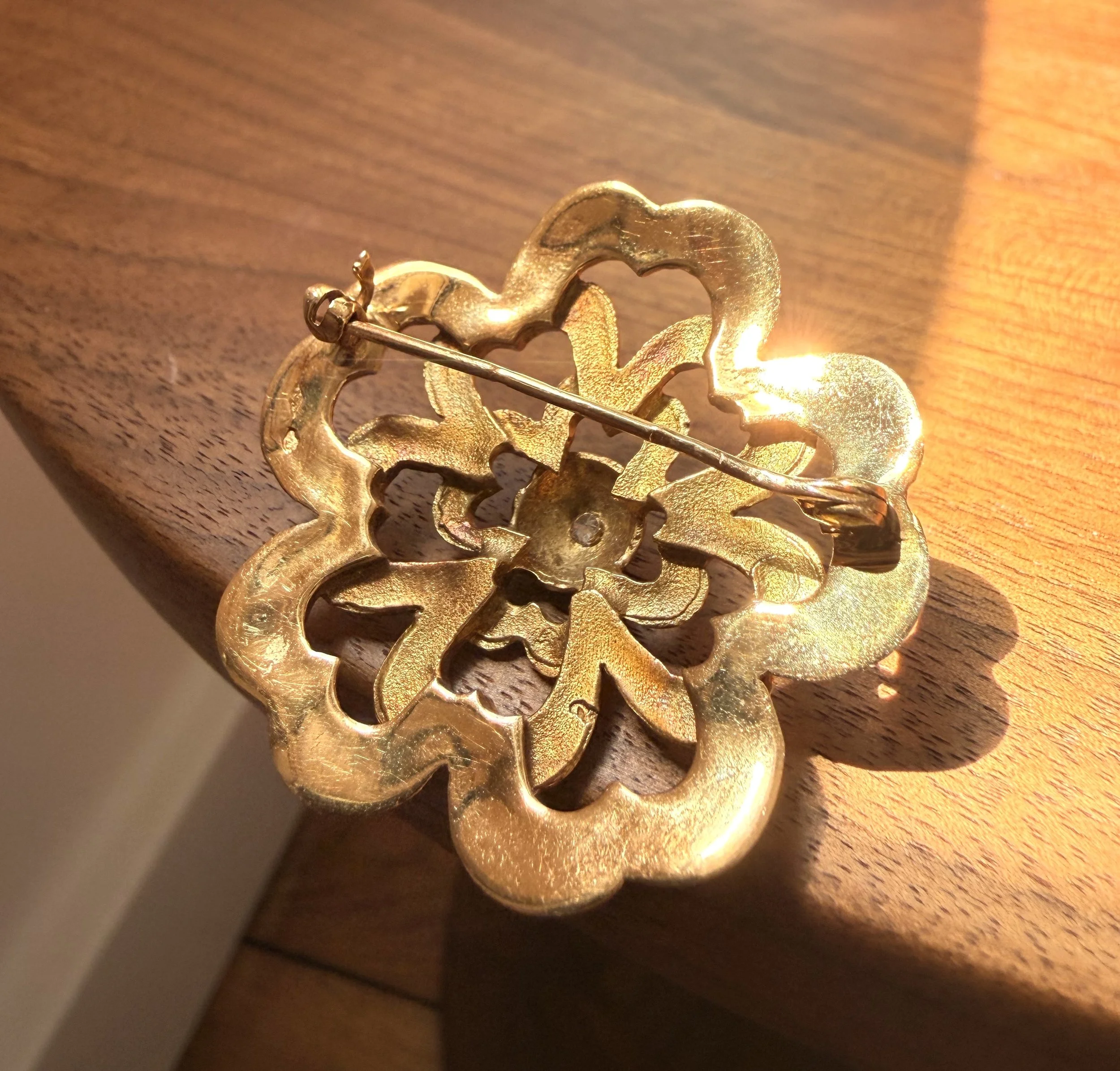 ADR3026-broche-camelia-style-chanel-vintage3.jpeg