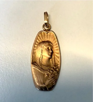 ADR2903-Medaille-vierge-Jener-oblongue0.jpeg