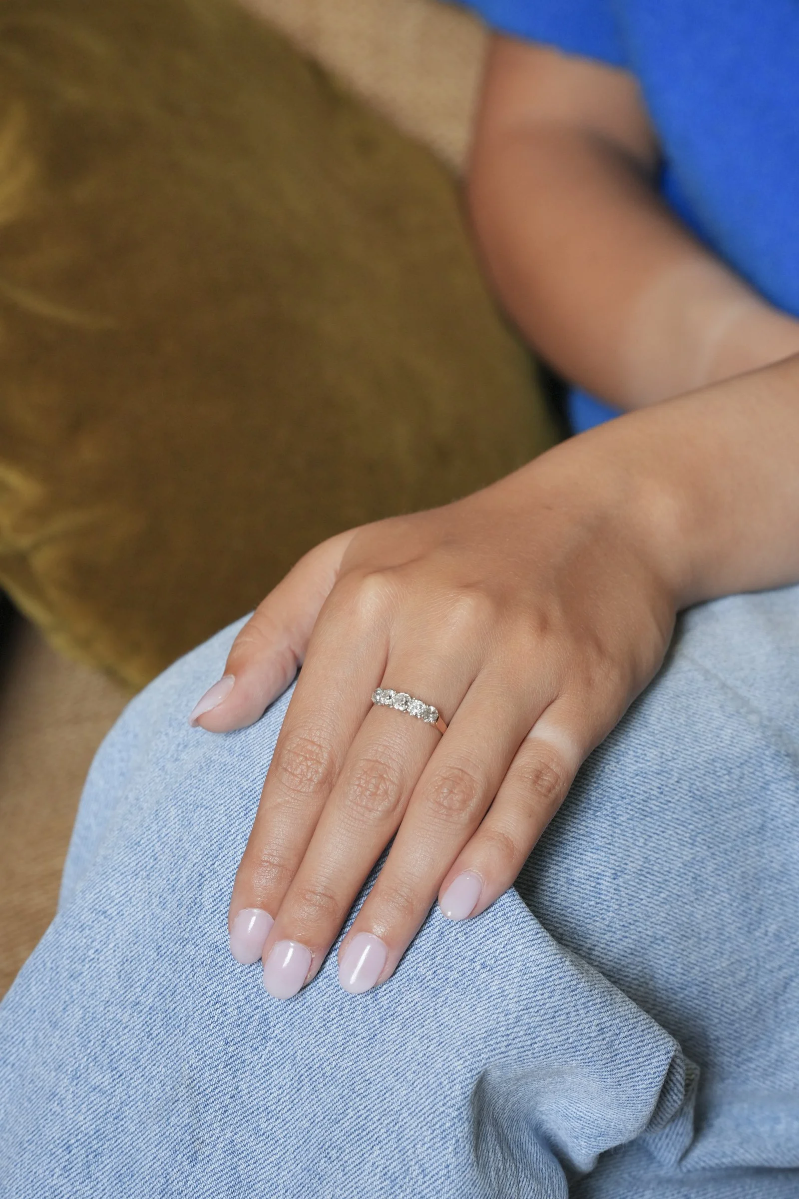 ADR3121-Bague-cinq-diamants0.jpg