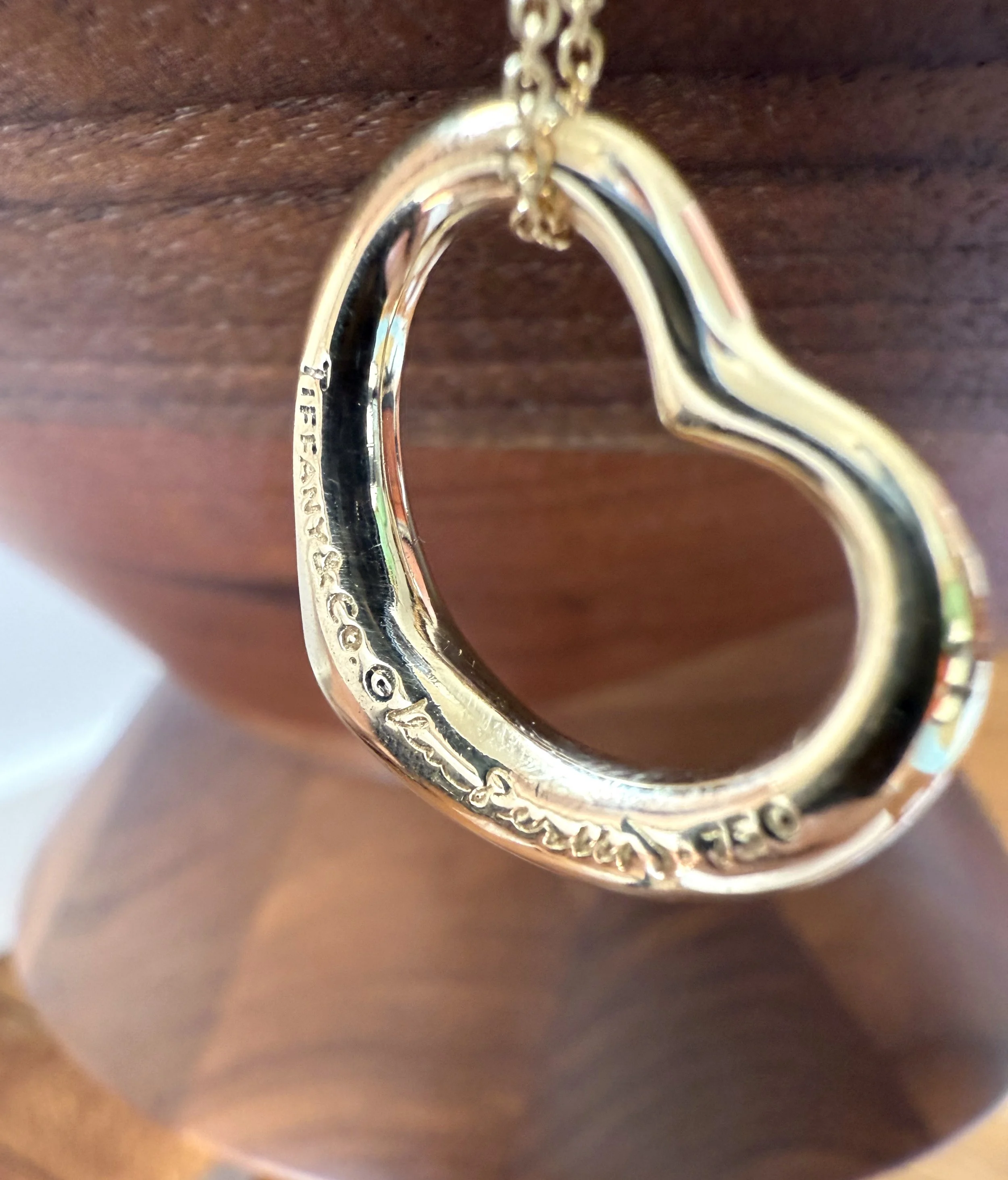 ADR2942-collier-or-jaune-diamants-coeur.jpeg