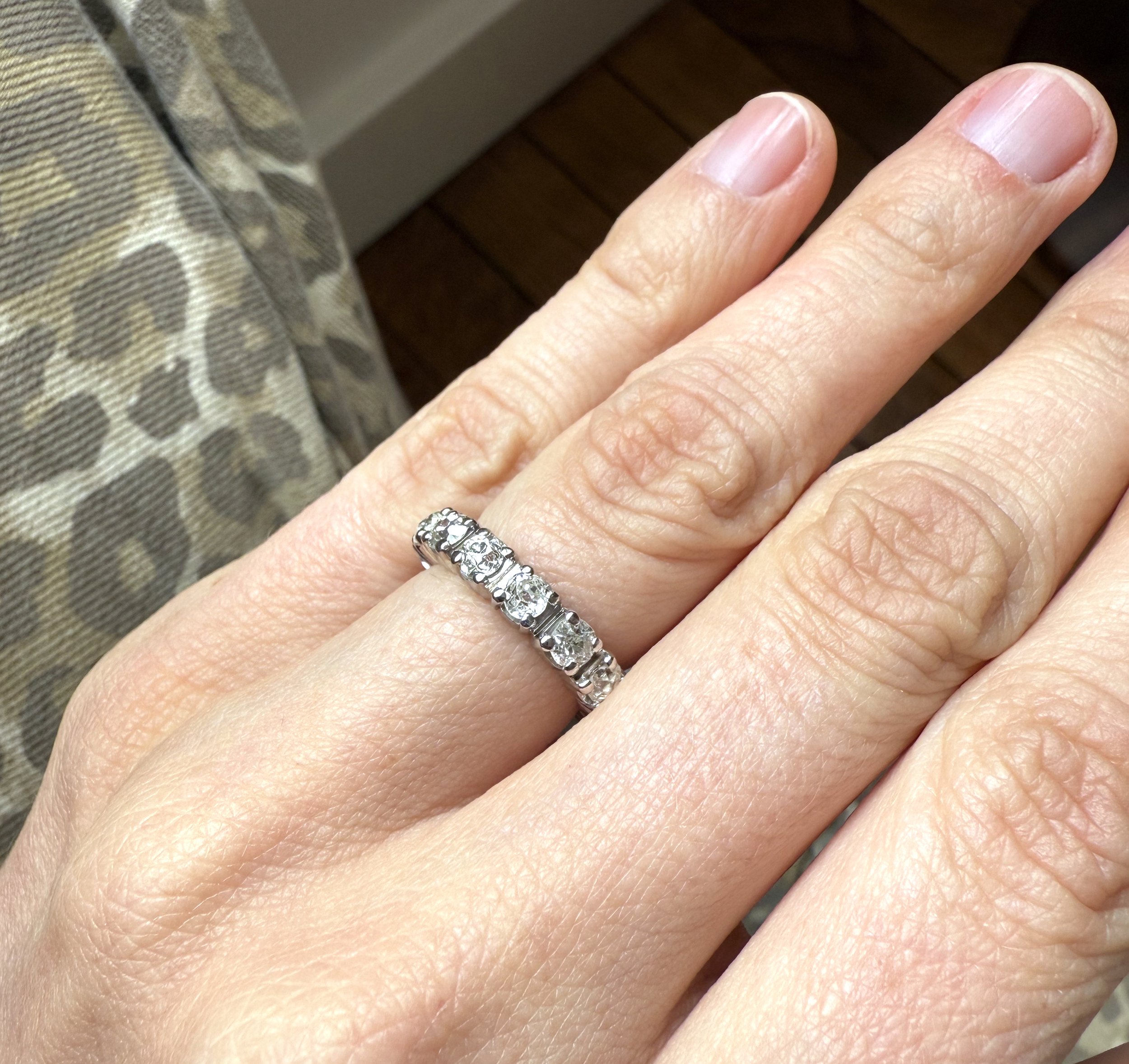 ADR2827-Alliance-or-blanc-diamants-diamond-eternity-ring-vintage-wedding-mariage-fiancailles3.jpeg