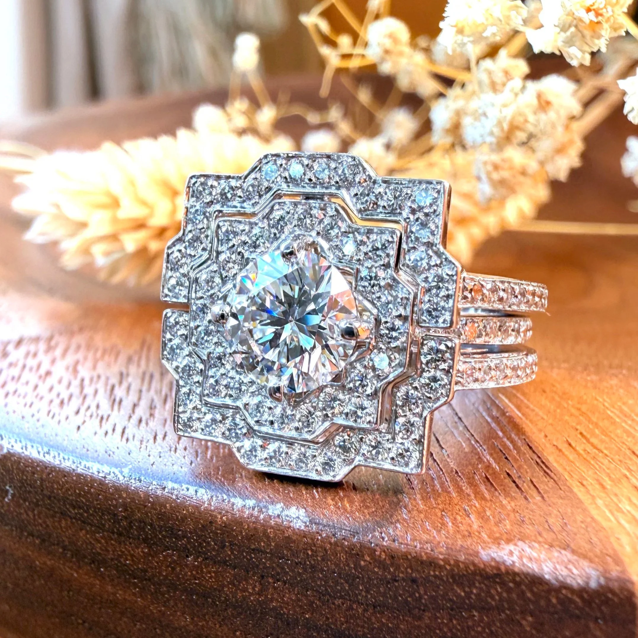 ADR3056-bague-style-harry-winston-unique-rare-alliance-transofrmation-bluffy-ring-diamonds-mariage-wedding8.jpg