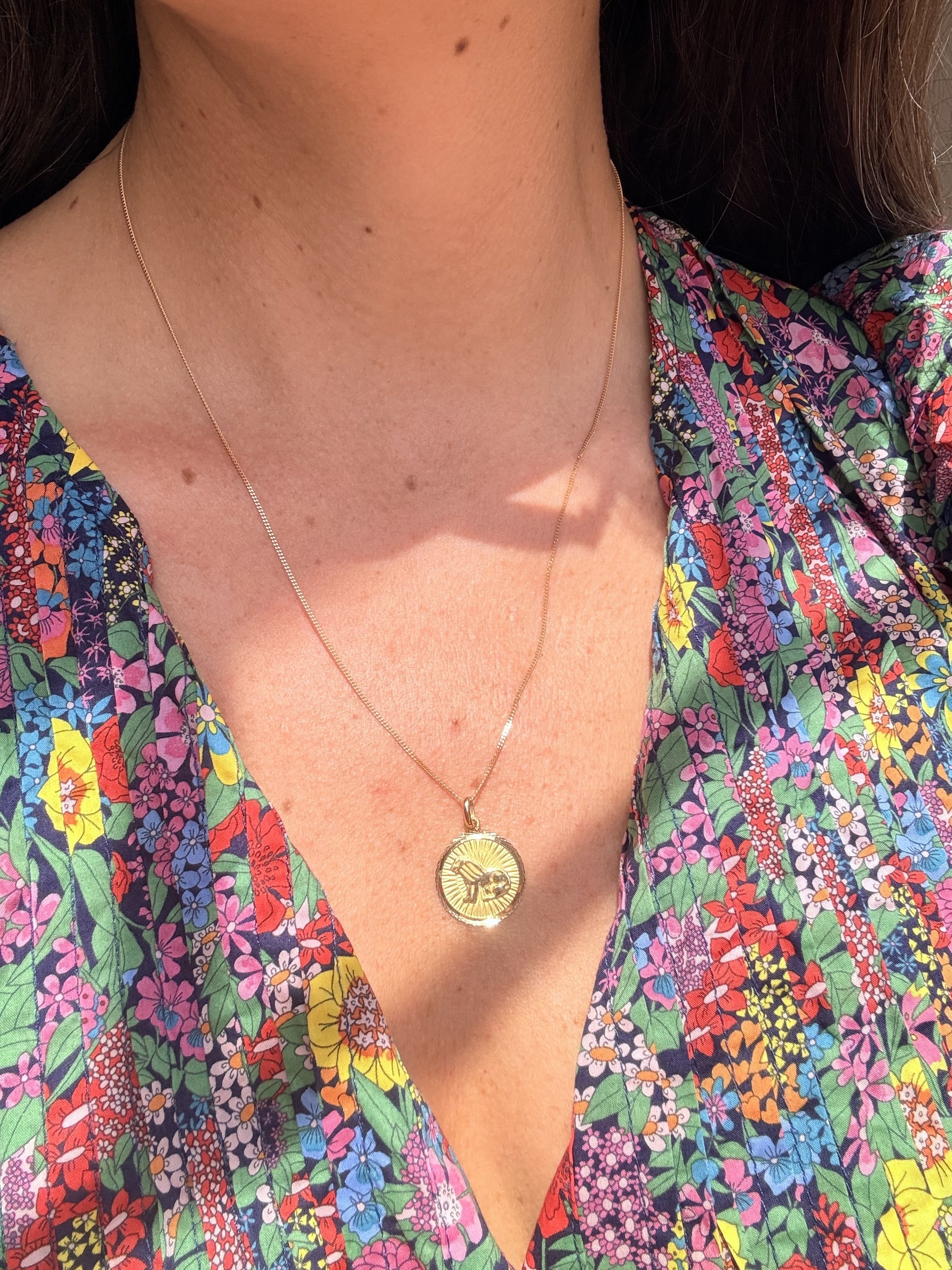 ADR2975-lion-signe-astro-pendentif-or2.jpeg